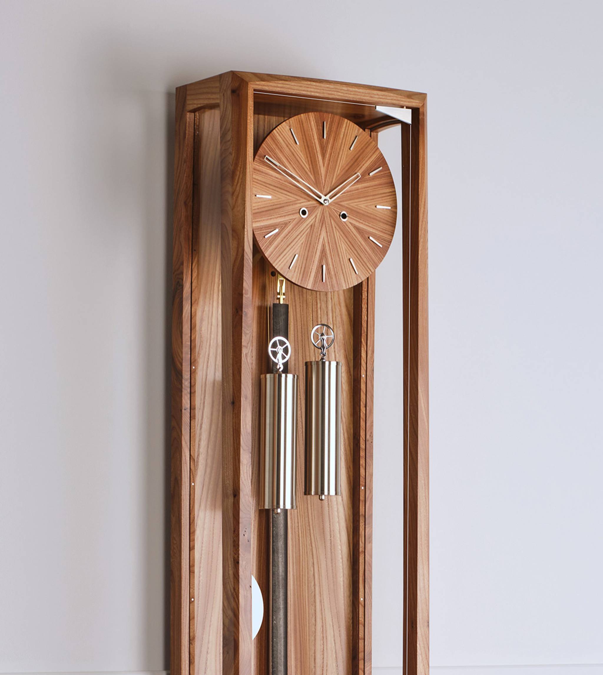 Comitti The Froxfield Floor Clock – Elm – craftsmanship detail 2
