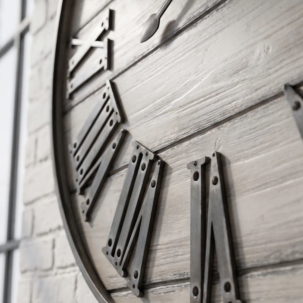 Howard Miller West Grove Gallery Wall Clock 625743 - manufacturer view 4