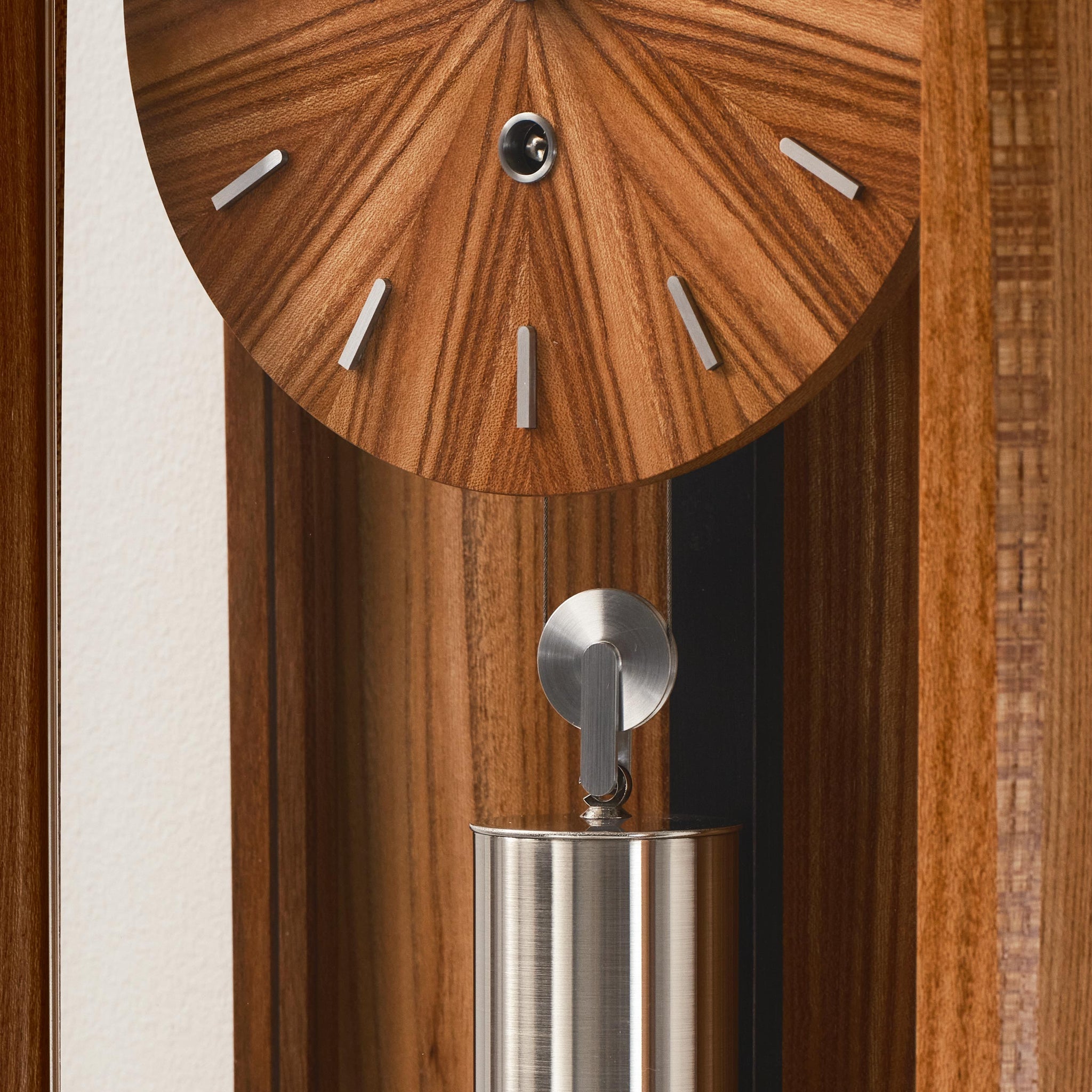 Comitti The Froxfield Wall Clock – Elm – product view 3
