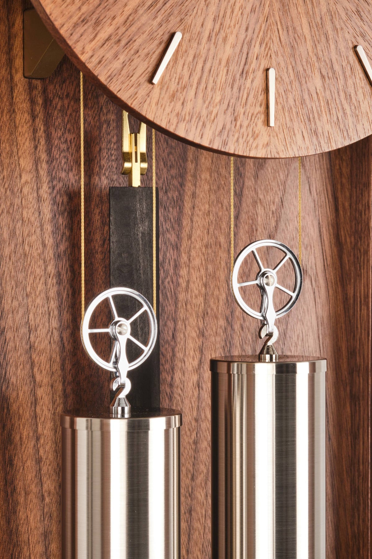 Comitti The Froxfield Floor Clock – Walnut – craftsmanship detail 2