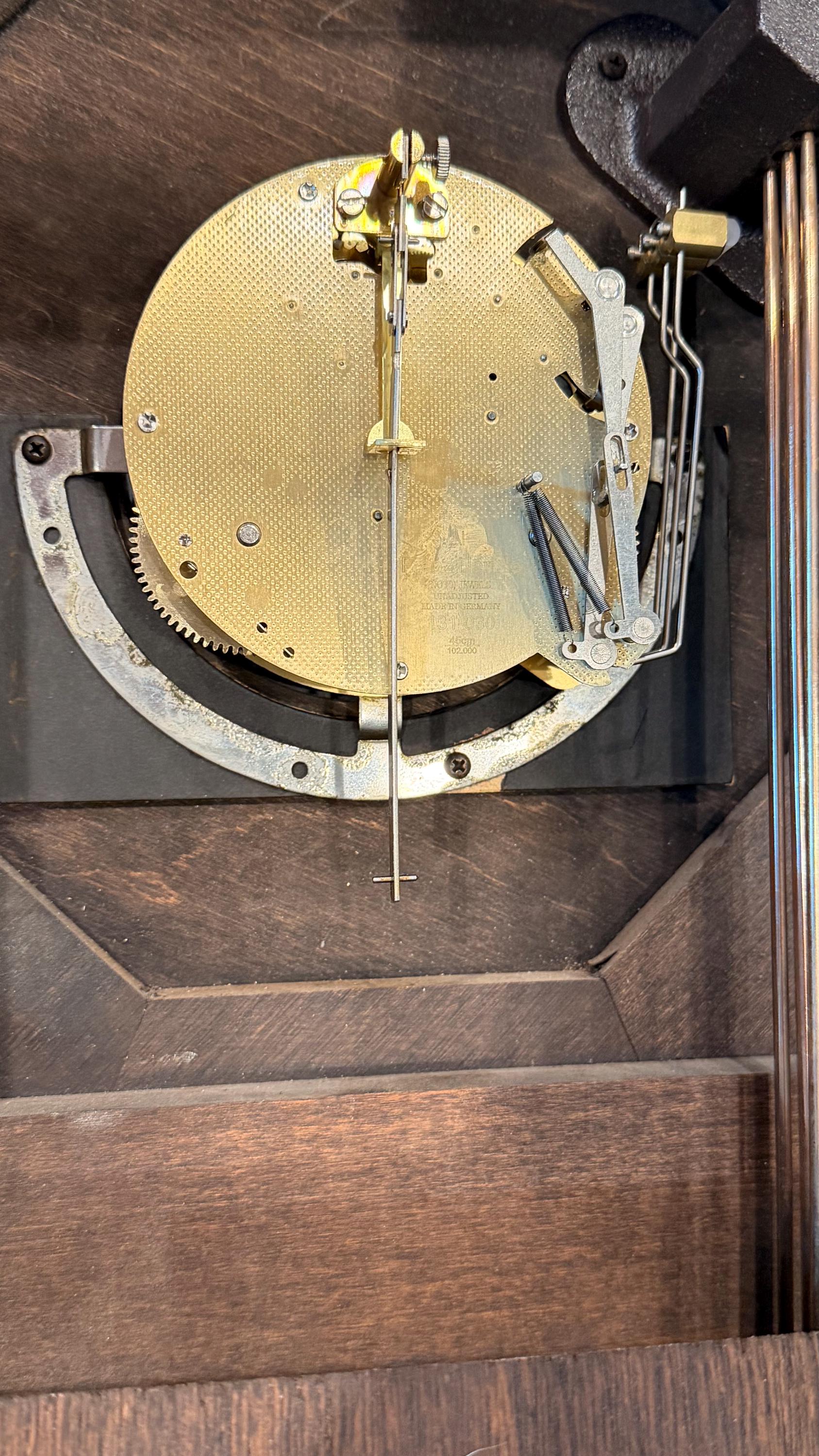 Seth Thomas Octagon Wall Clock – detail image 10