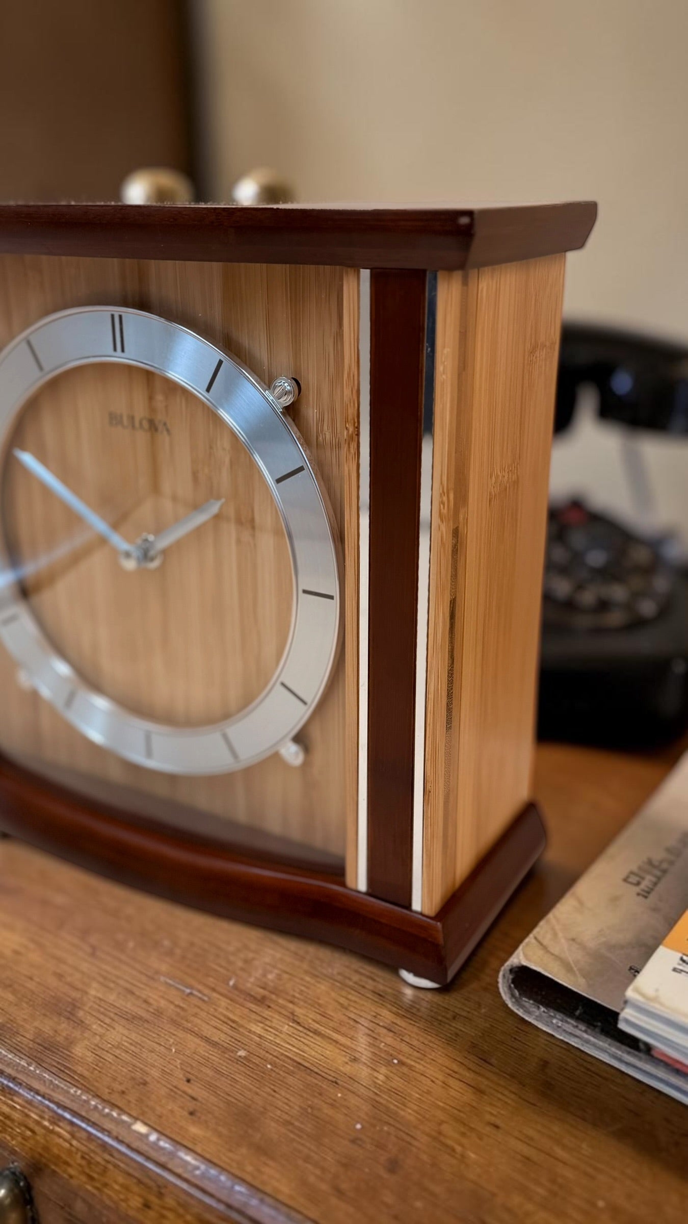 Bulova Bamboo Wood Mantel Clock – detail image 5