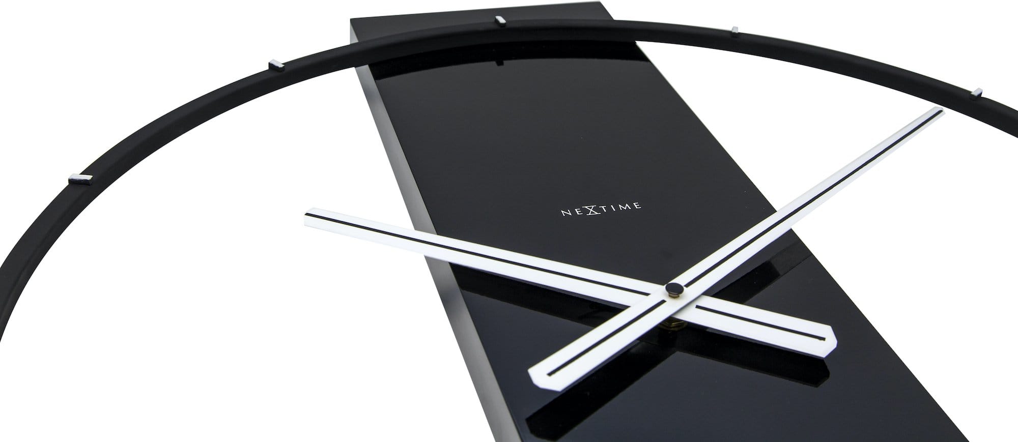 3195 Carl Wall Clock