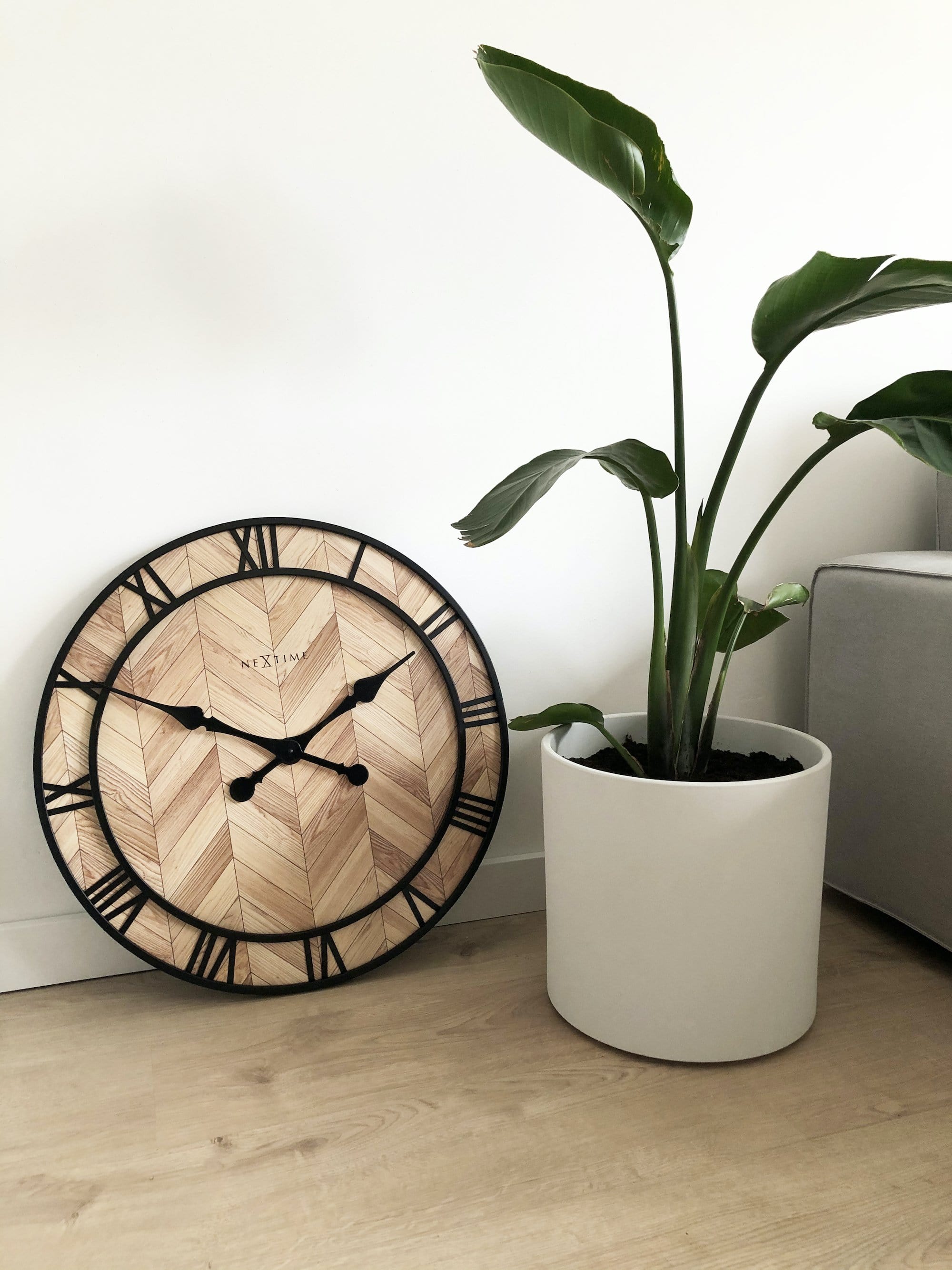 3245 Roman Vintage Wall Clock