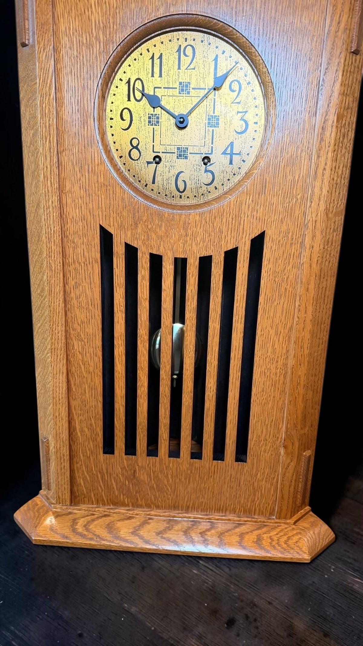Stickley Oak Arts & Crafts Corner Clock – detail view 3