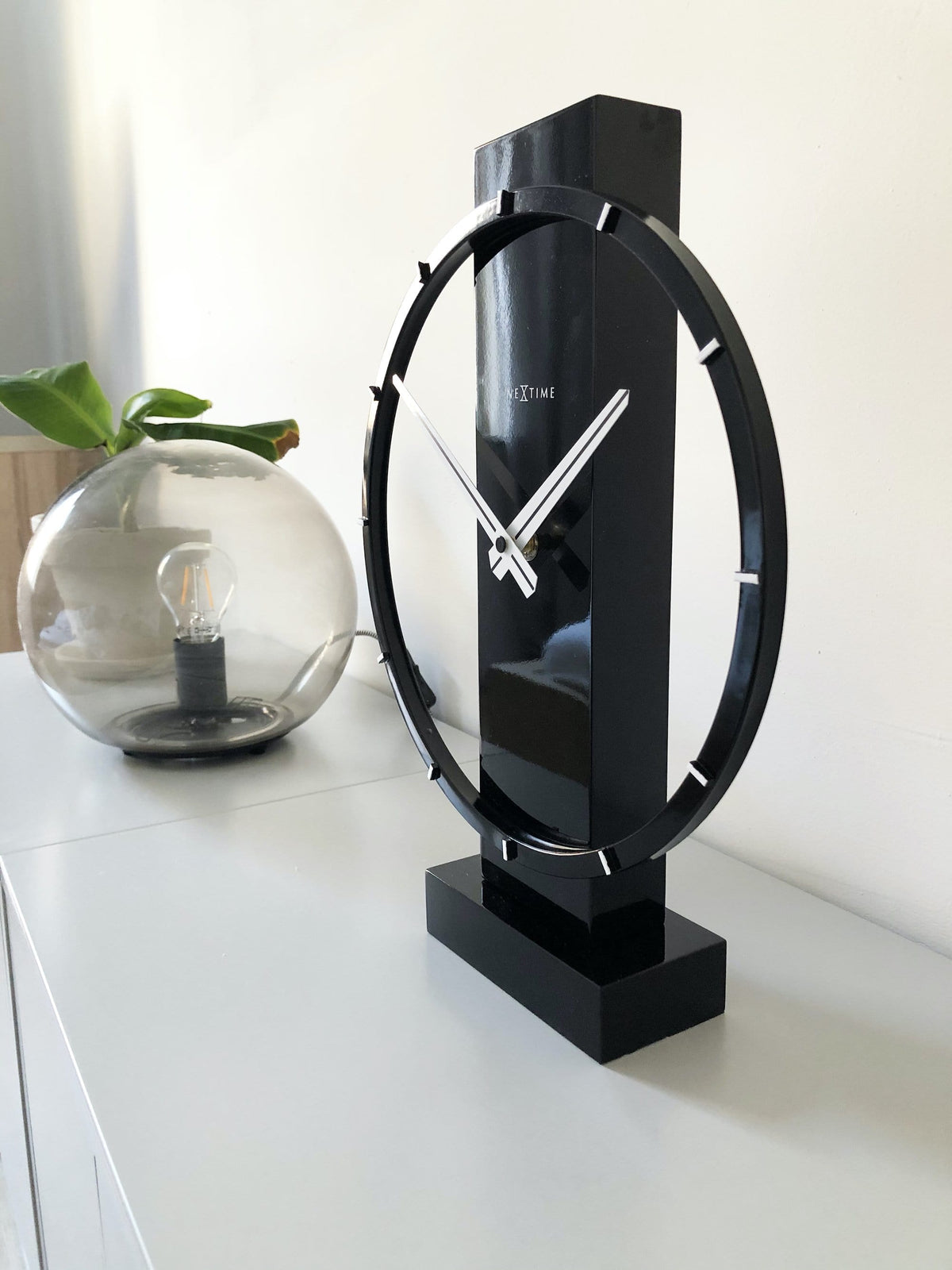 5226 Carl Small Wall/Table Clock