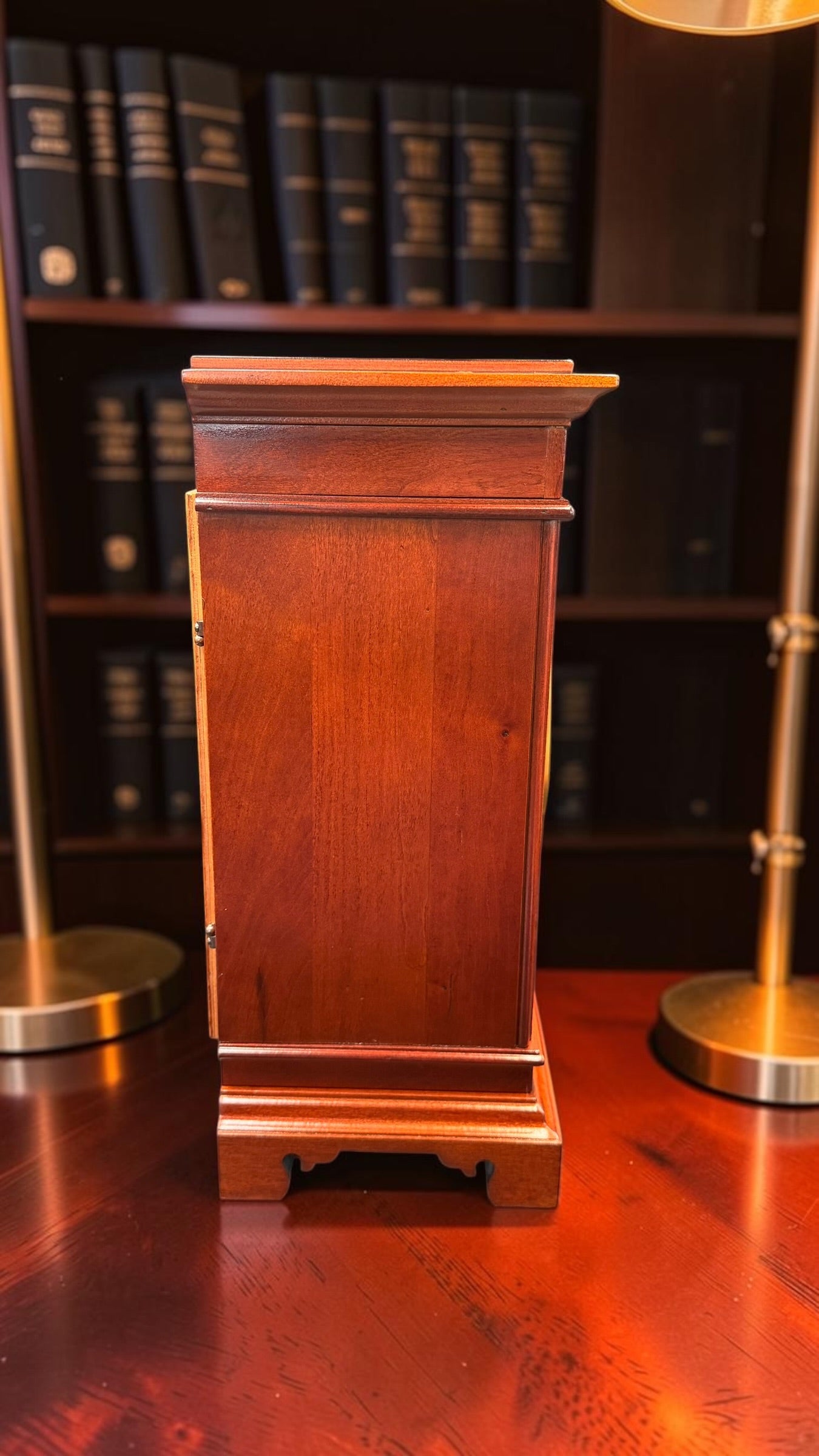 Howard Miller Mahogany Mantel Clock – Hermle Triple Chime Movement