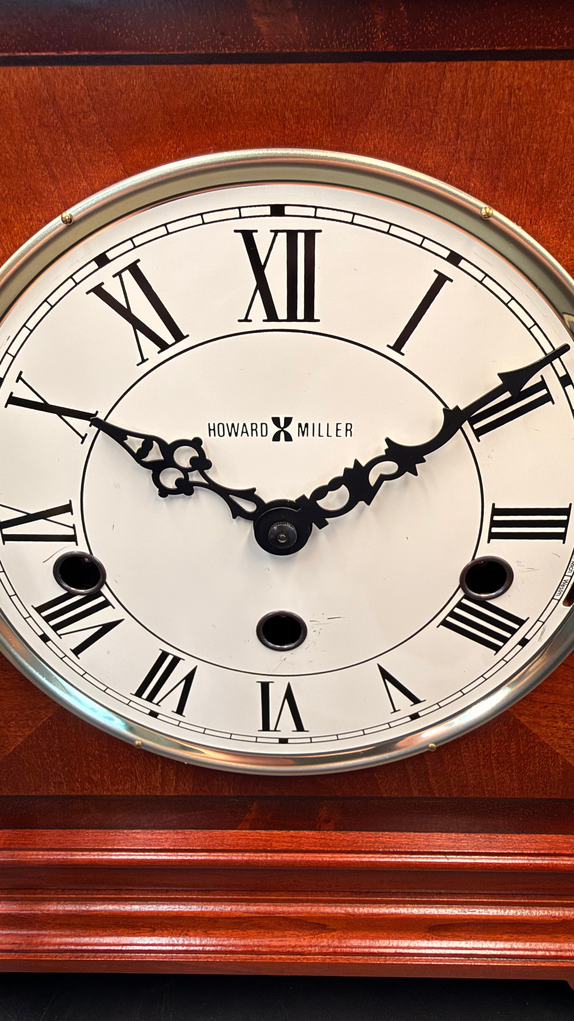 Howard Miller Mahogany Mantel Clock – Hermle Triple Chime Movement
