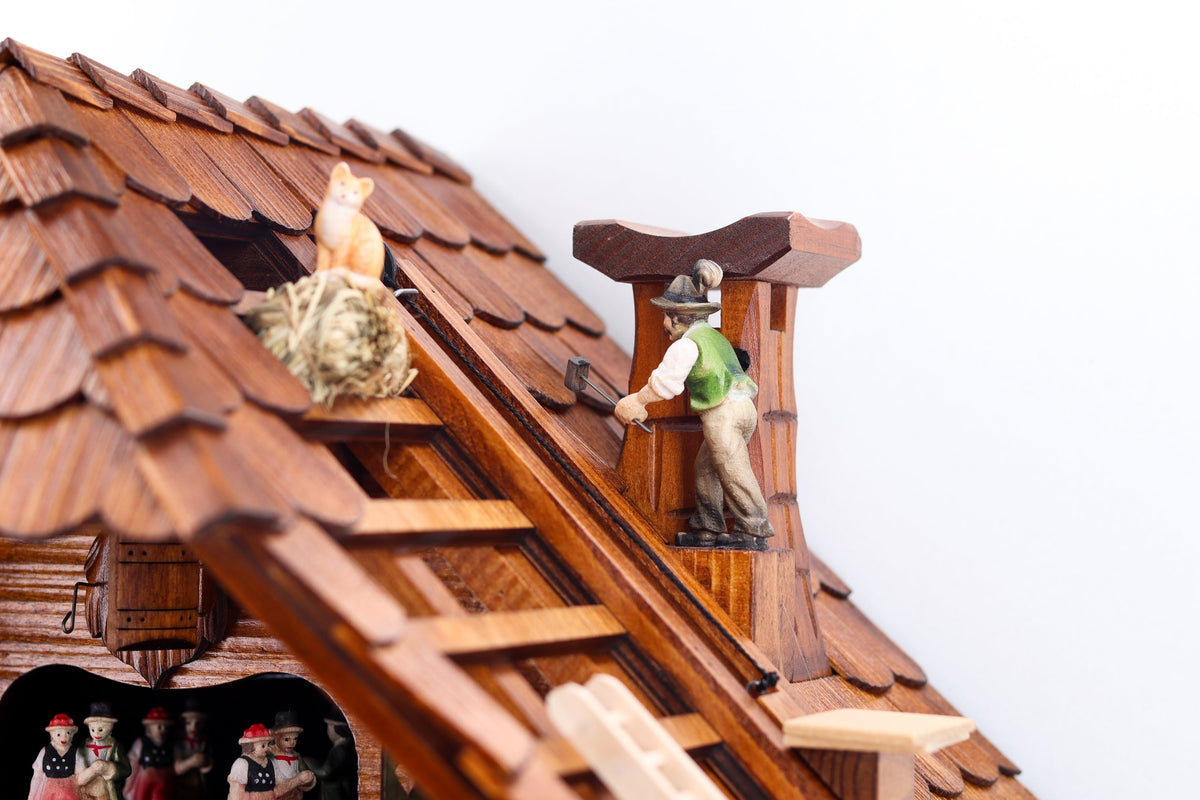 Anton Schneider 8TMT 1019/9 Roofer's Clock cuckoo clock, detail view