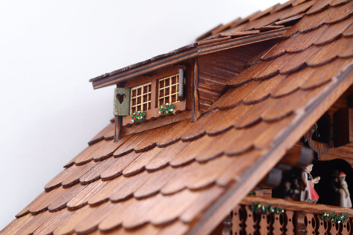 Anton Schneider 8TMT 1019/9 Roofer's Clock cuckoo clock, detail view
