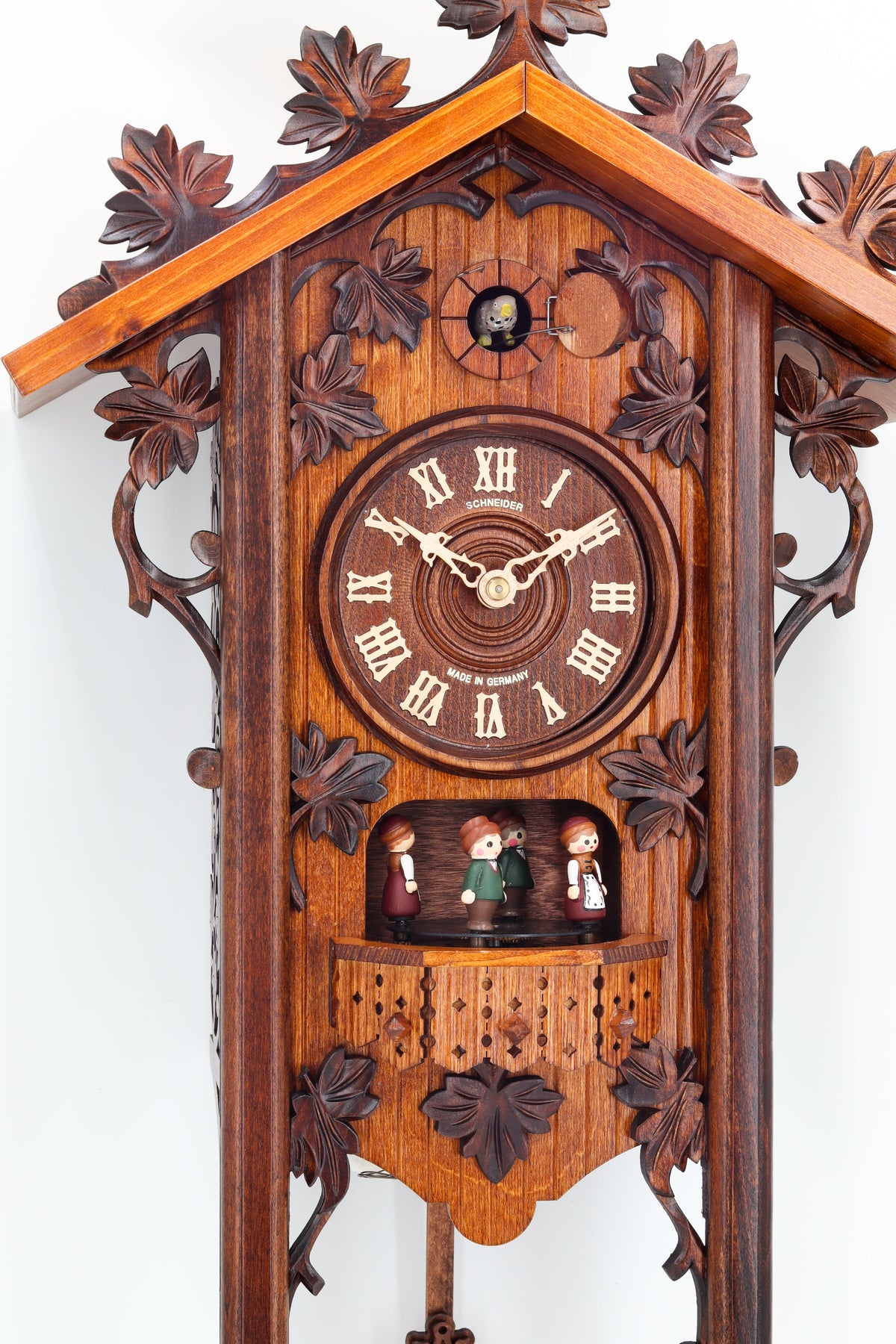 Anton Schneider 8TMT 540/9 Bahnhäusle 1885 cuckoo clock, additional view