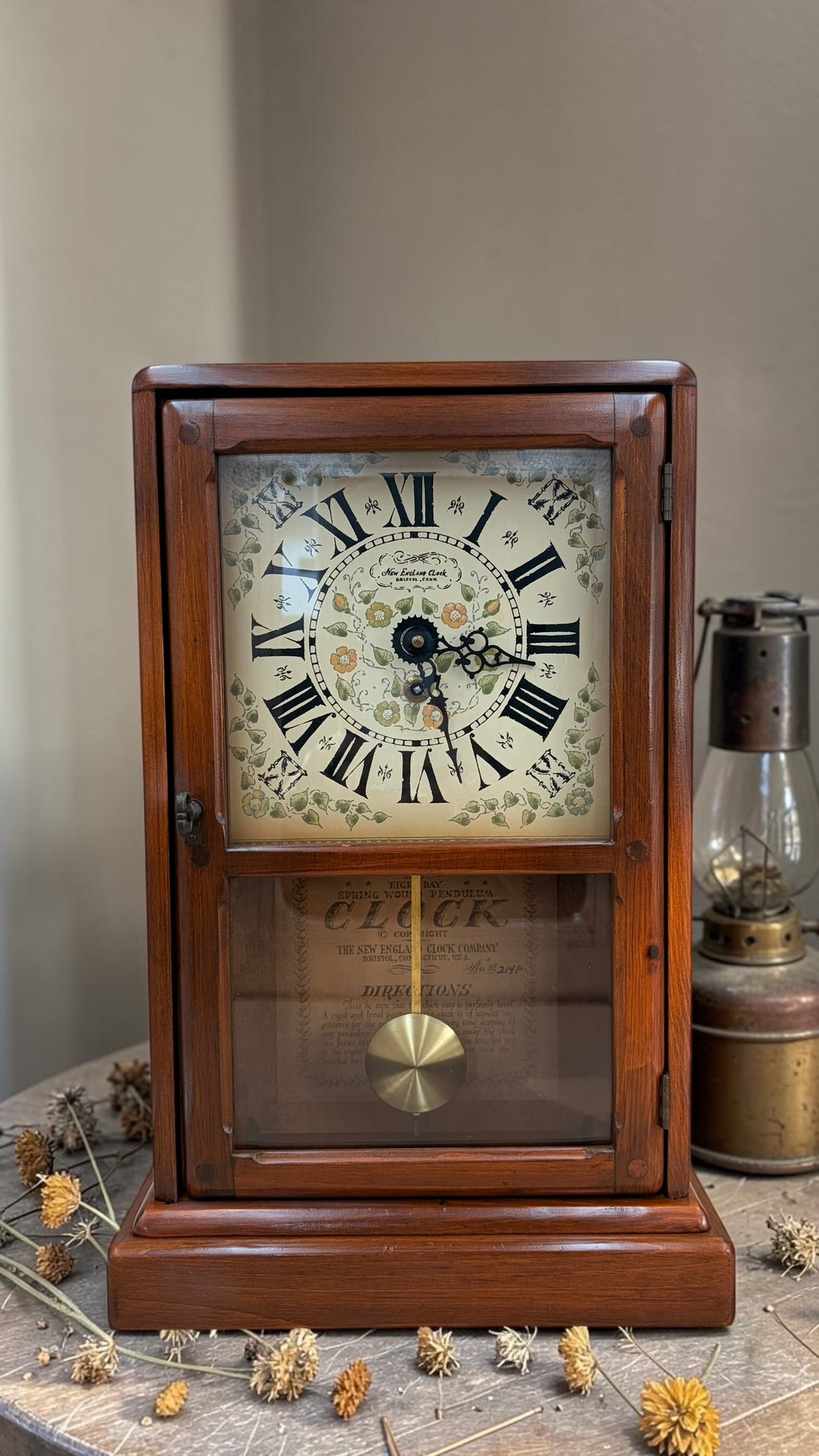 Antique New England Clock Co. Pine Shelf Clock – Time-Only – detail view 2