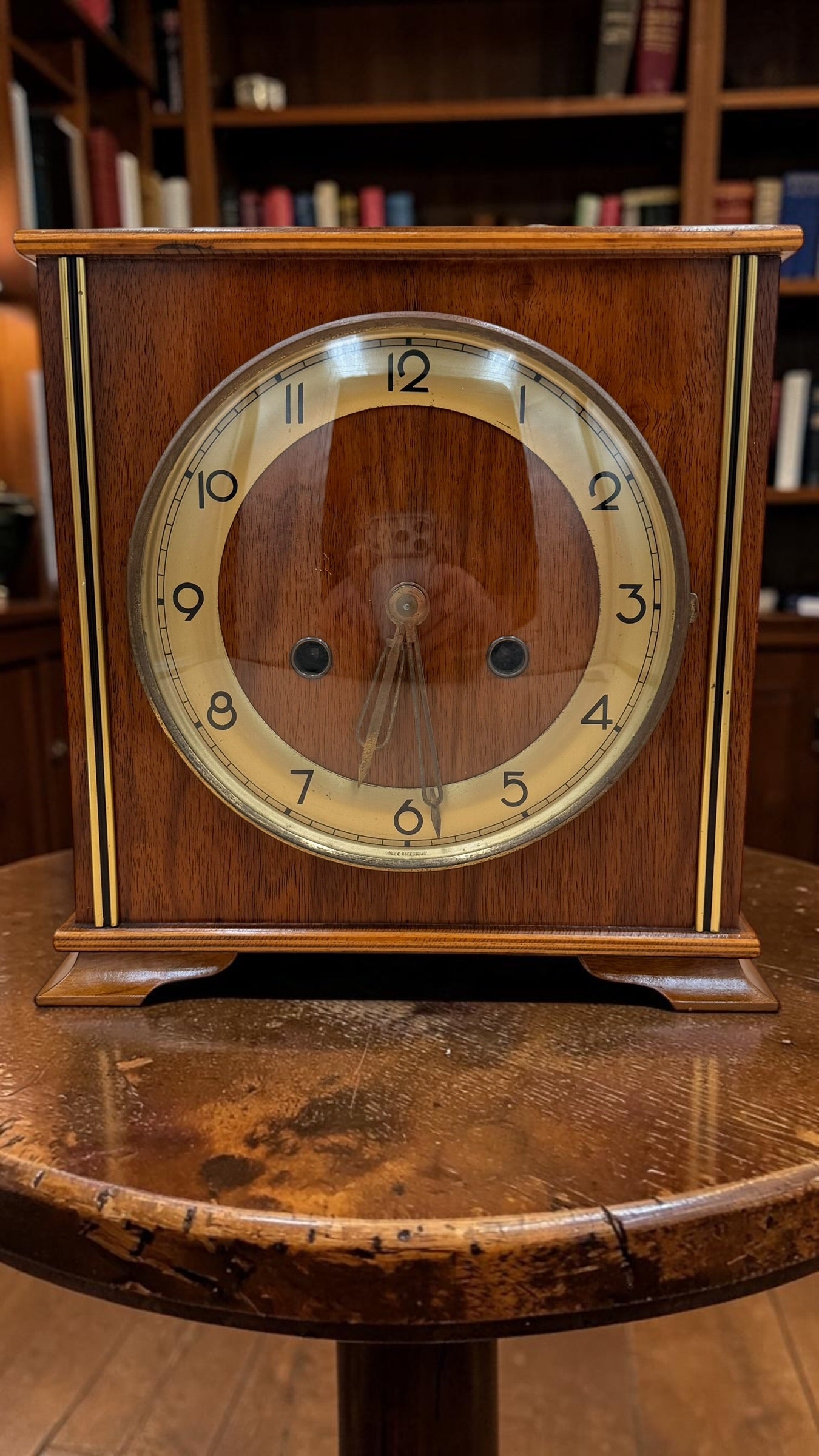 BADUFA German Walnut Mantel Clock – detail image 7