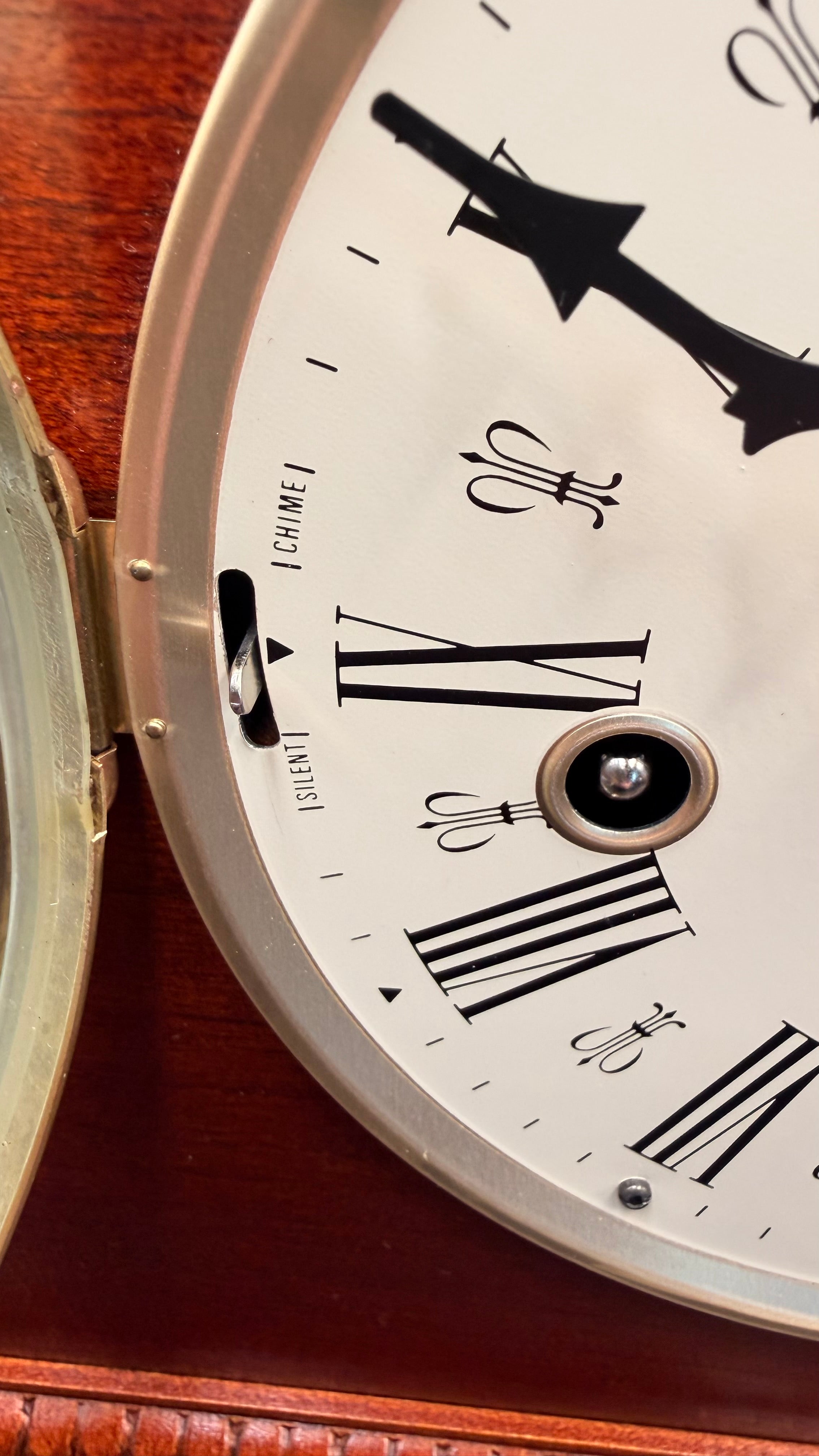 NOS Howard Miller 630-110 Westminster Chime Mantel Clock