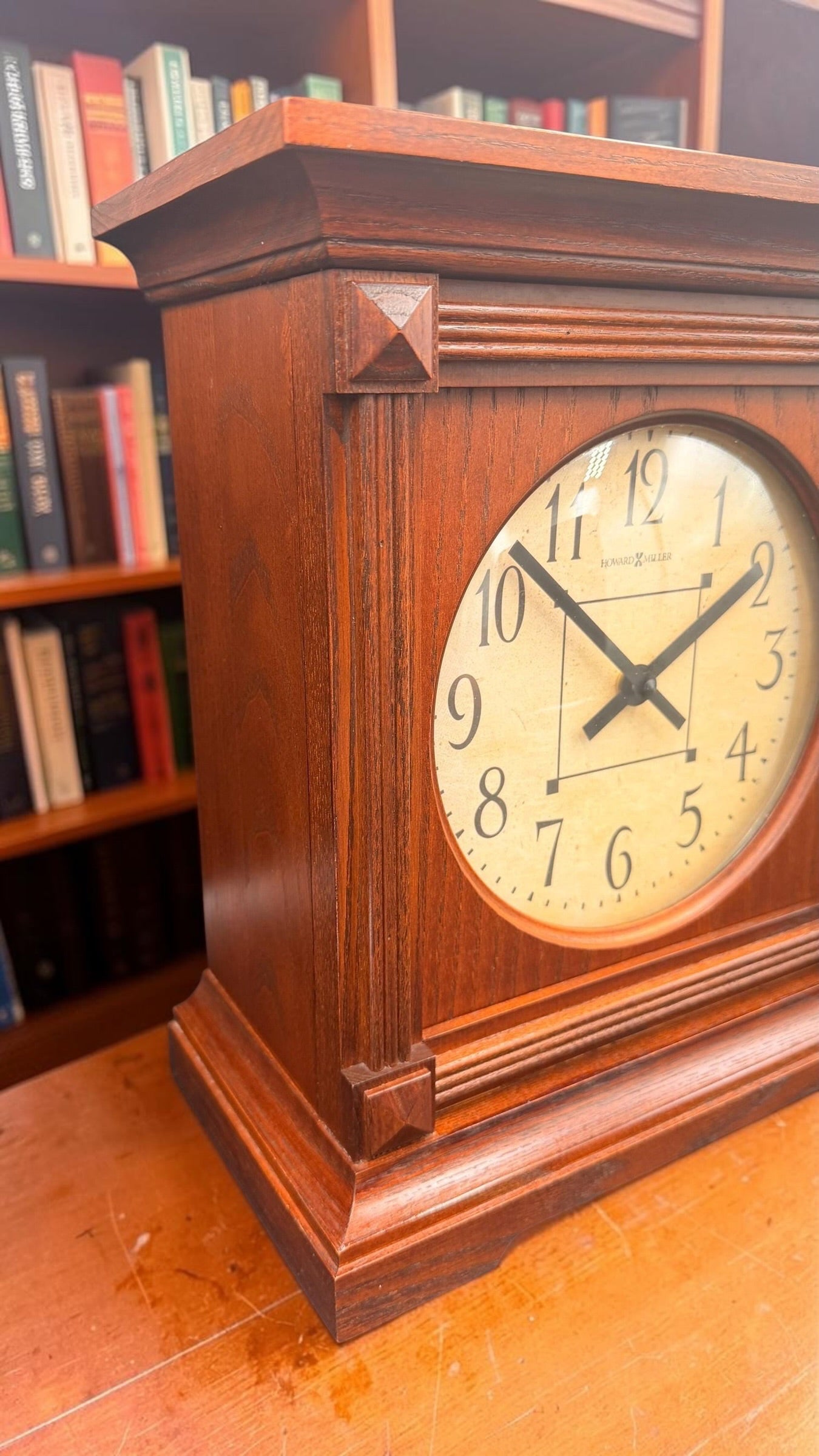 Howard Miller Mantel Clock – Dual Chime Solid Wood Case – detail image 5