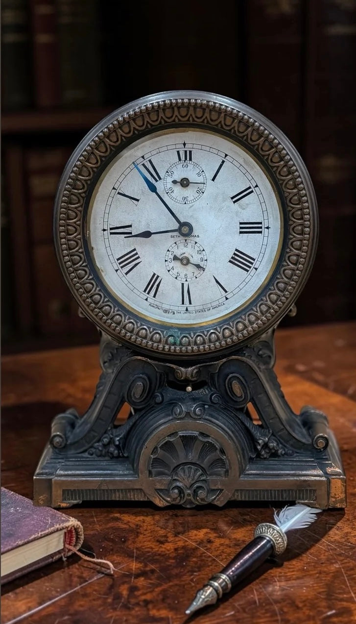Seth Thomas Cast Metal Alarm Clock – detail image 3