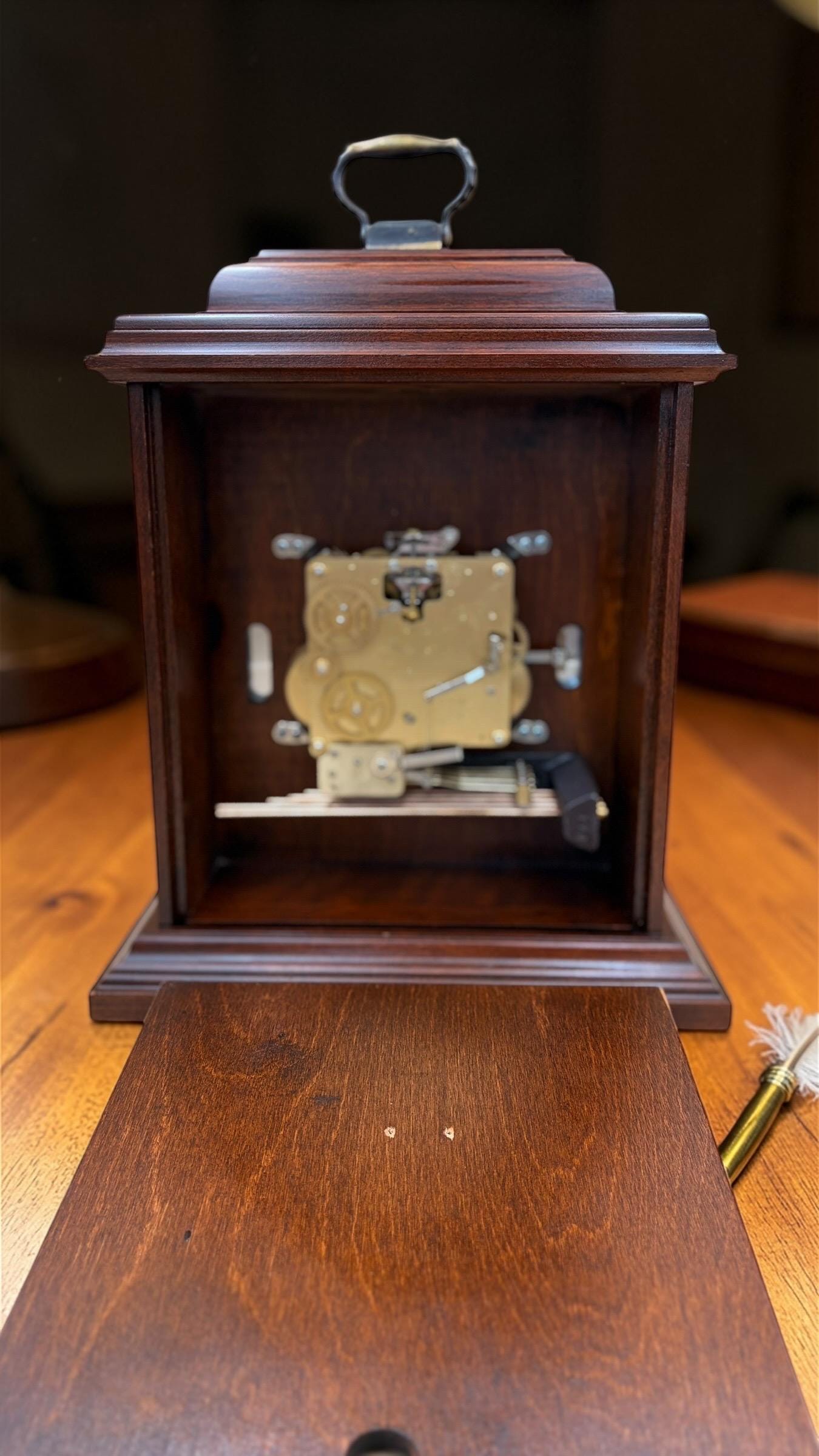 Pennsylvania House Mantel Clock – Brand New Hermle Movement – Westminster Chime – Heirloom Mechanical Bracket Clock