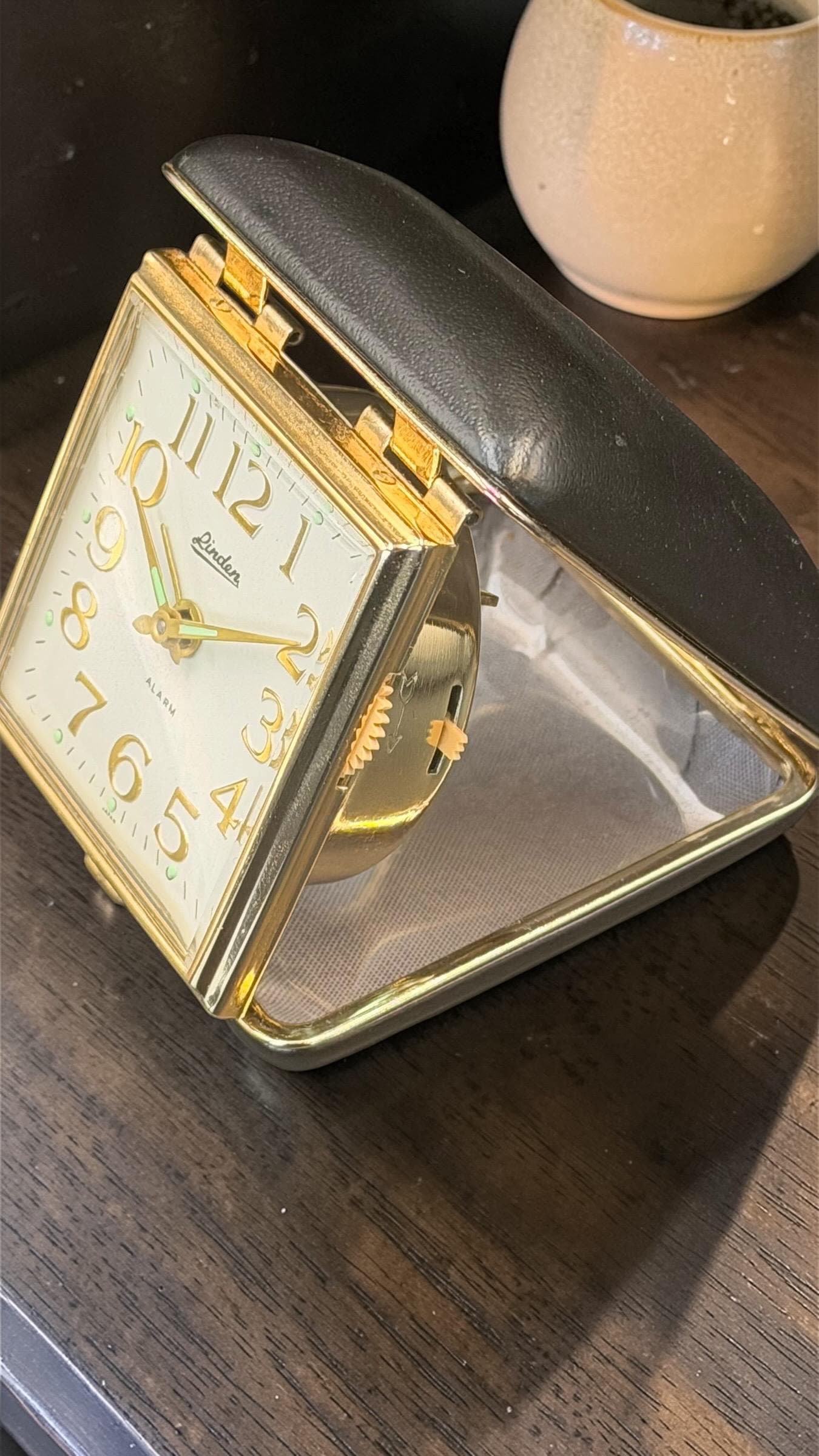 Linden Travel Alarm Clock – Mid-Century 1960s Vintage Clock