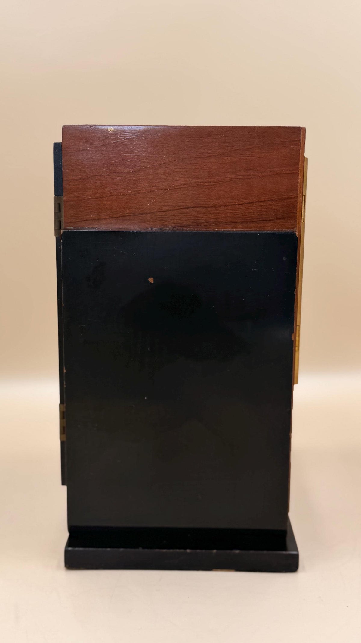Seth Thomas Art Deco Mantel Clock – Mechanical Wind-Up, Serviced – detail view 7