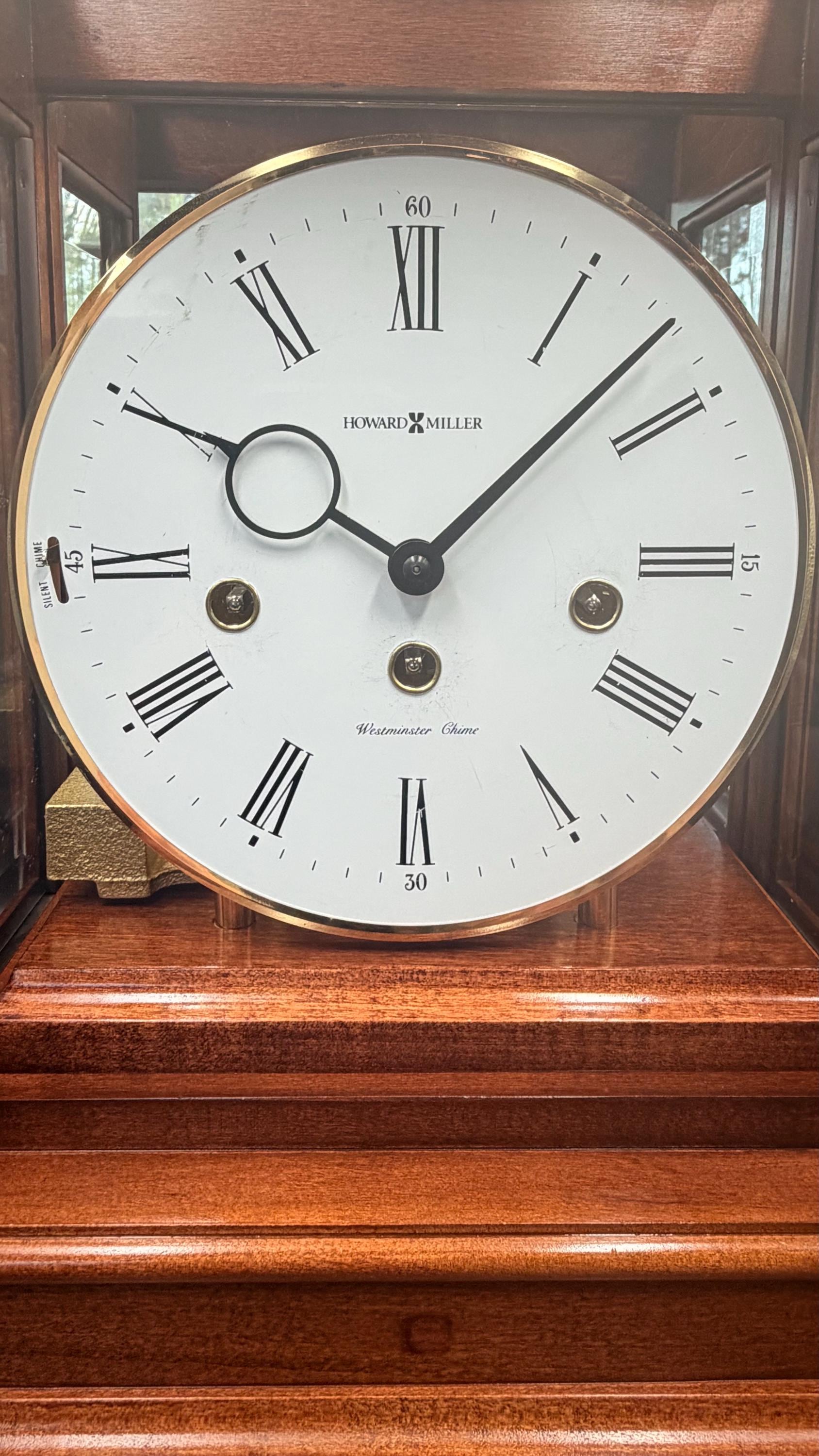 Vintage Howard Miller German Westminster Mantel Clock – Glass Case