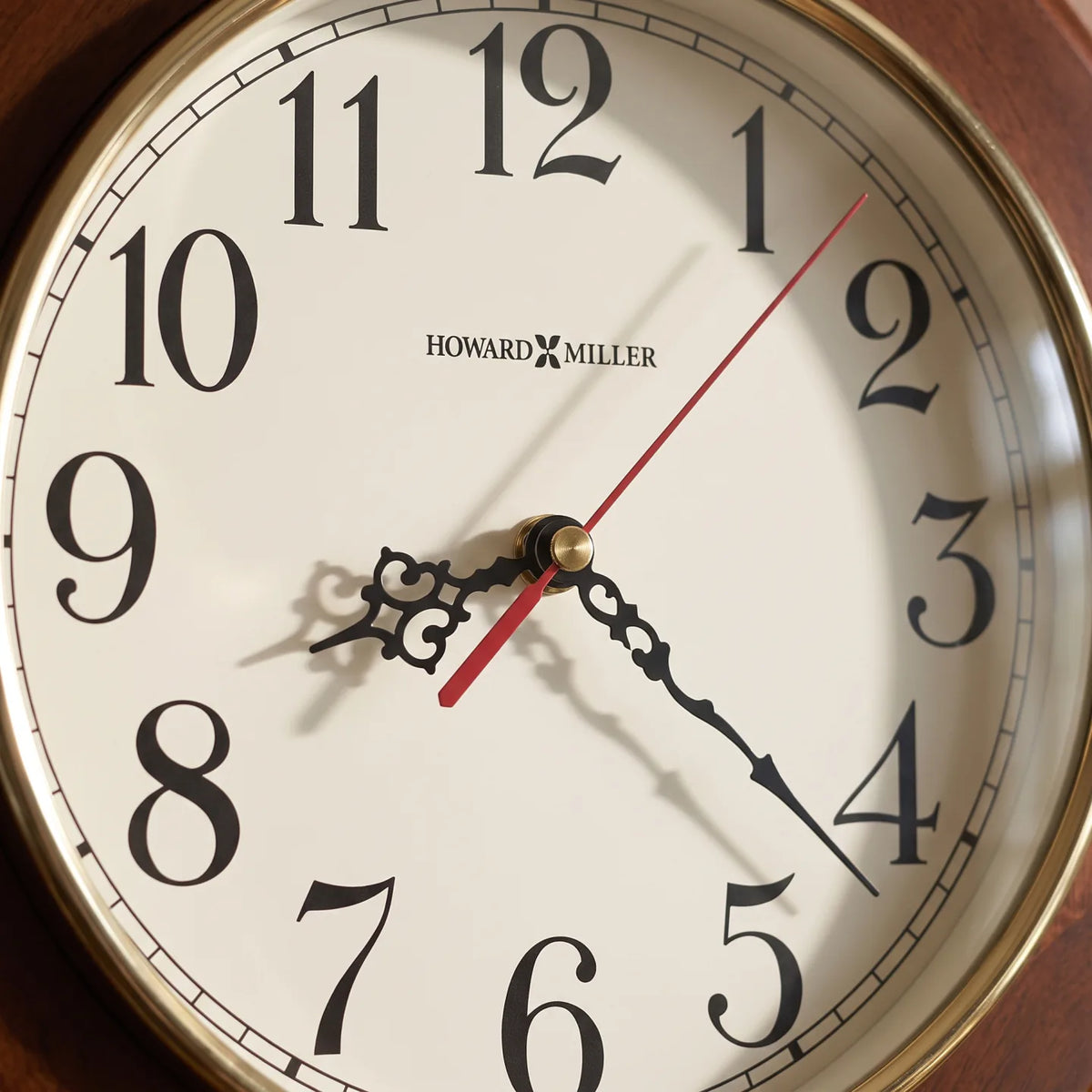 Howard Miller Brentwood Wall Clock 620168 - manufacturer view 3
