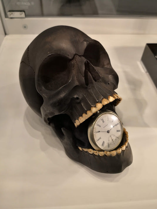 Memento Mori – Skull Watch Stand