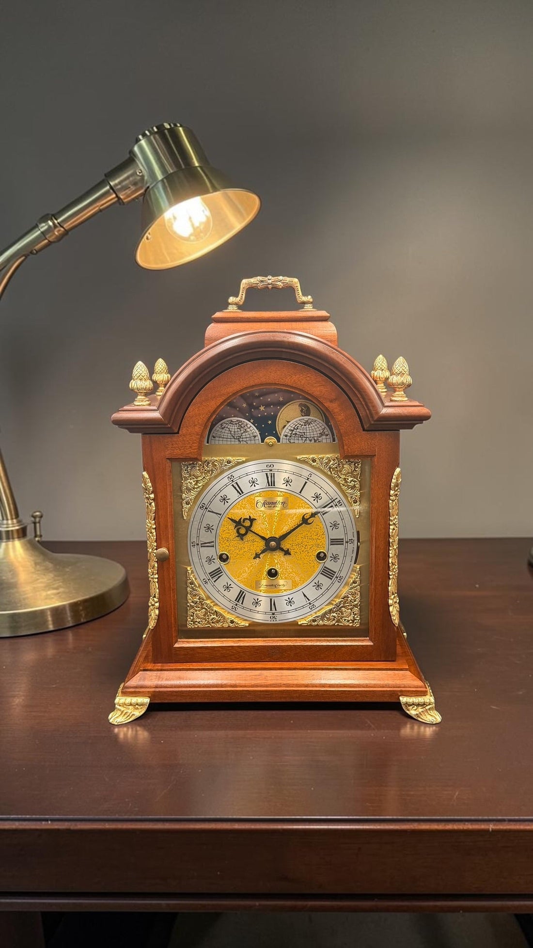 How to Buy a Vintage Mechanical Clock Online