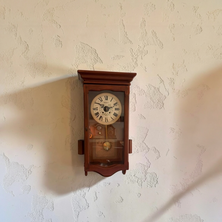 Vintage Wall Clocks