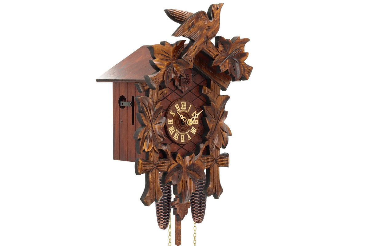 Anton Schneider 8T 90/9 Avis Vinea cuckoo clock, side view
