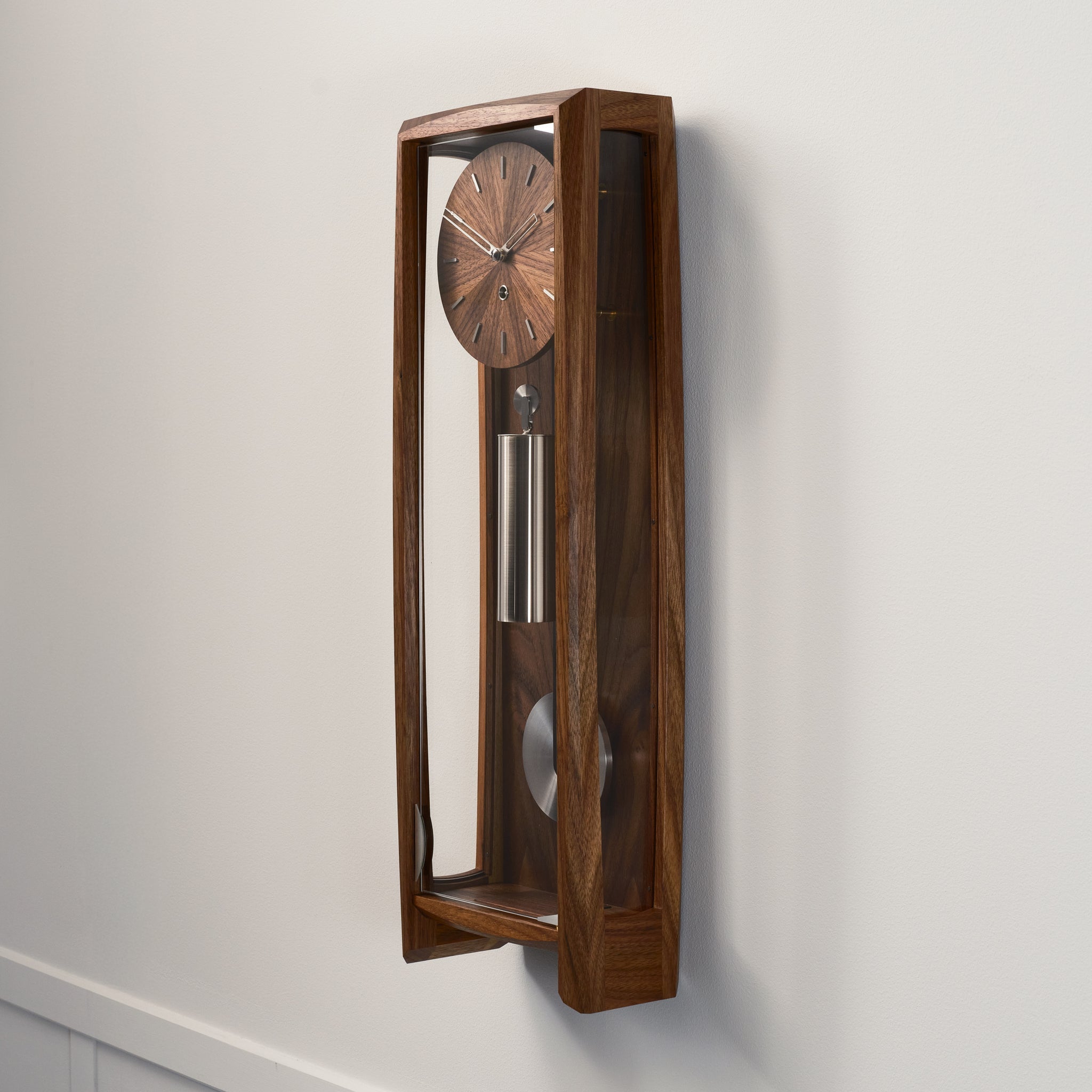 Comitti The Froxfield Wall Clock – Walnut – product view 2