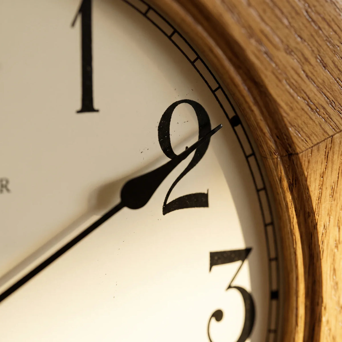Howard Miller Elliott Wall Clock 625242 - manufacturer view 4