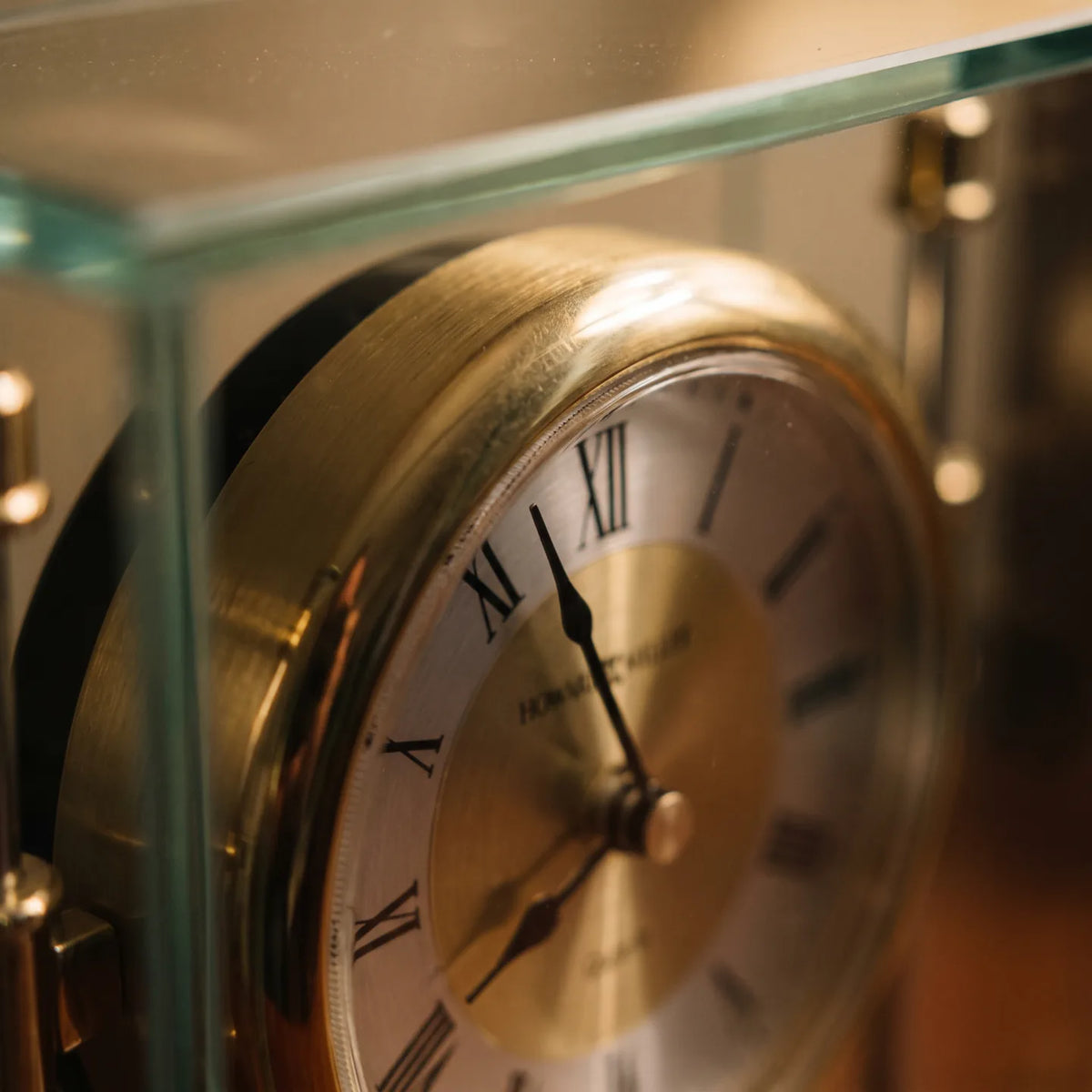Howard Miller Kensington Tabletop Clock 645558 - manufacturer view 4