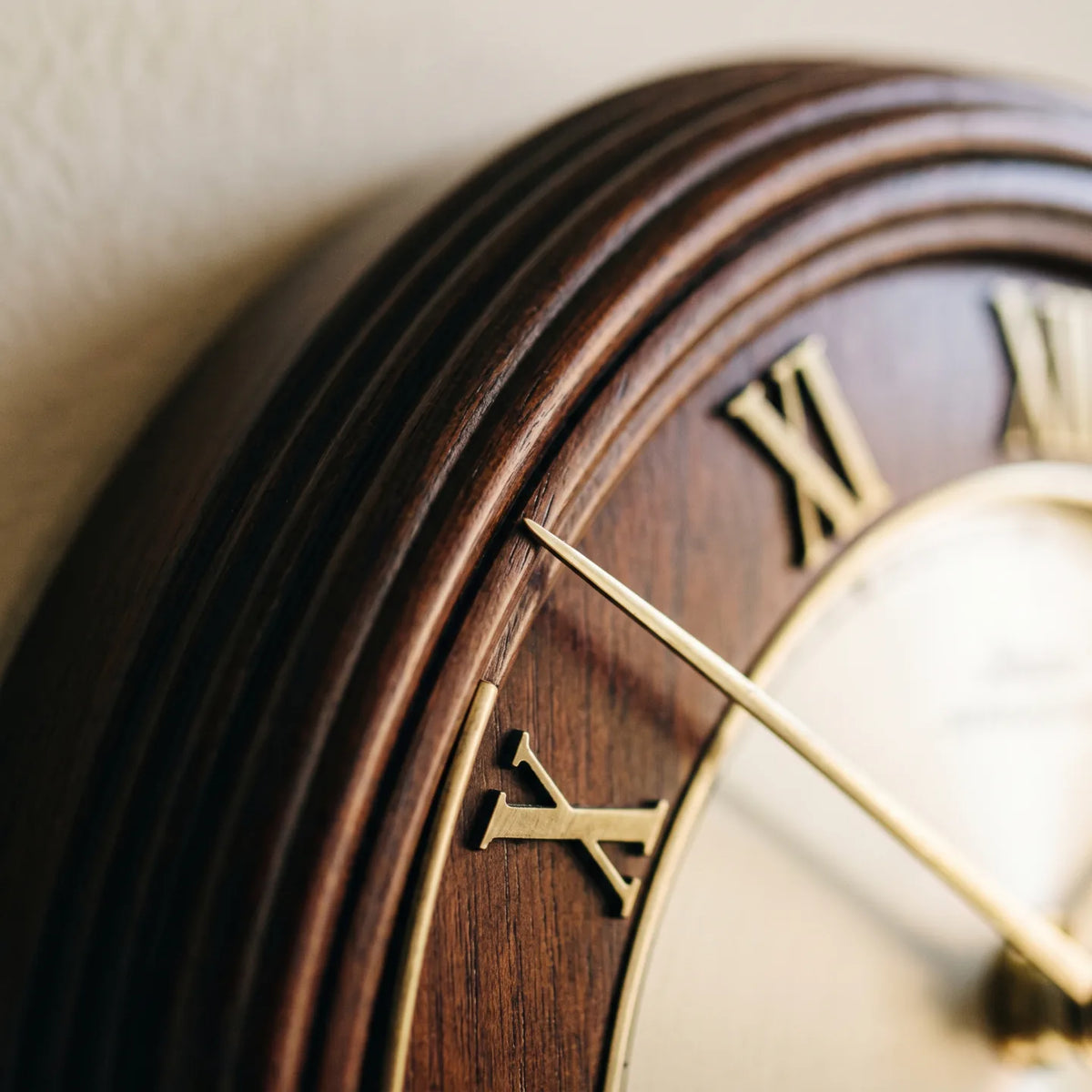 Howard Miller Malia Wall Clock 625466 - manufacturer view 4