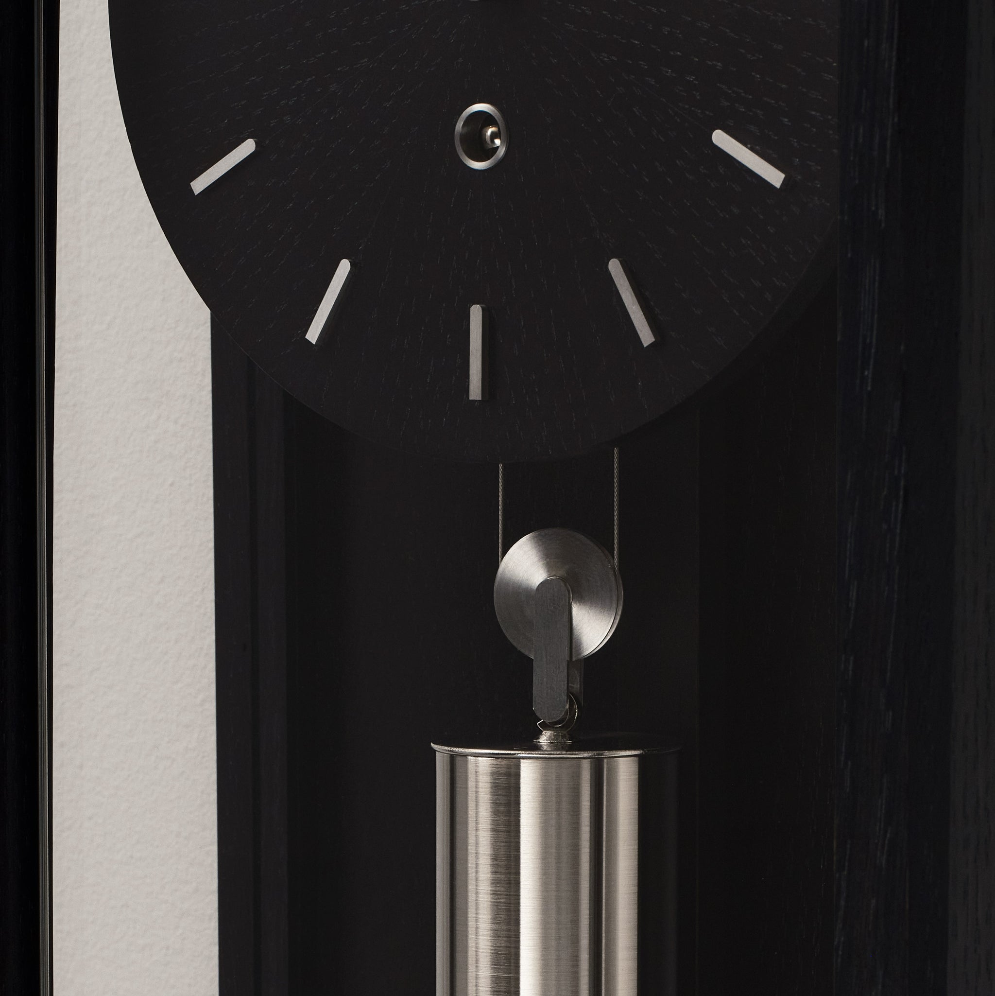 Comitti The Froxfield Wall Clock – Black Oak – product view 3