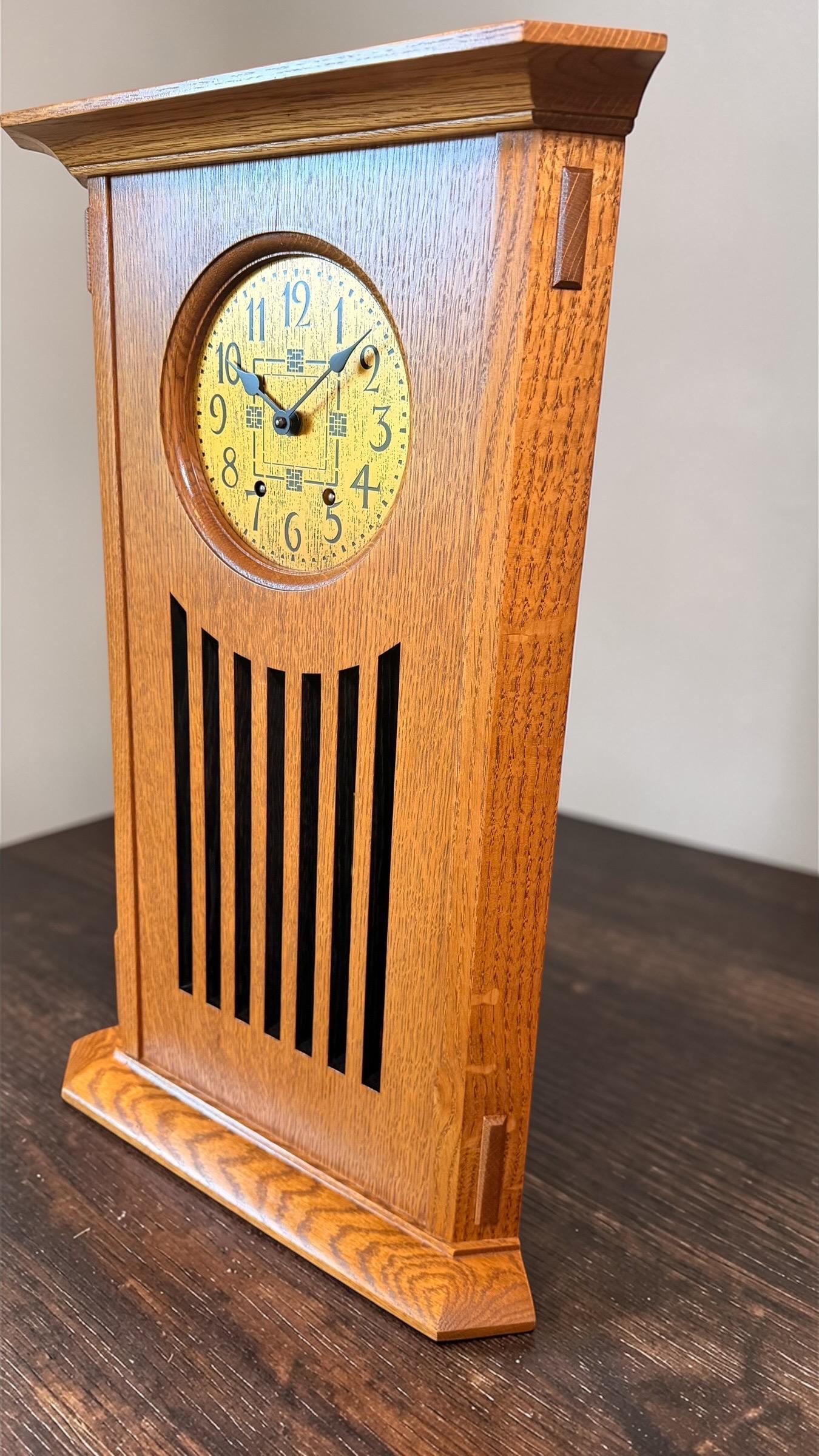 Stickley Oak Arts & Crafts Corner Clock – Rare Kieninger Mechanical Movement