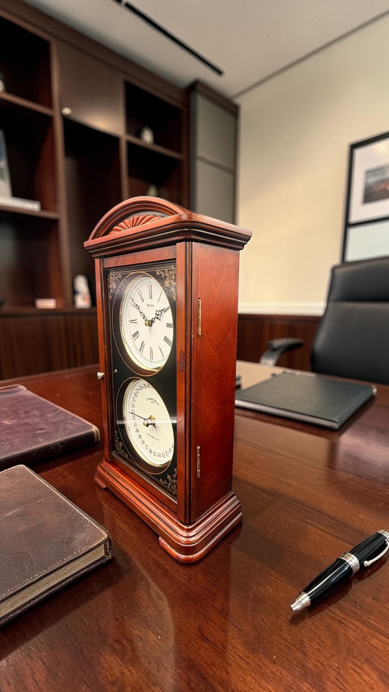 Bulova Cherry Wood Quartz Calendar Mantel Clock