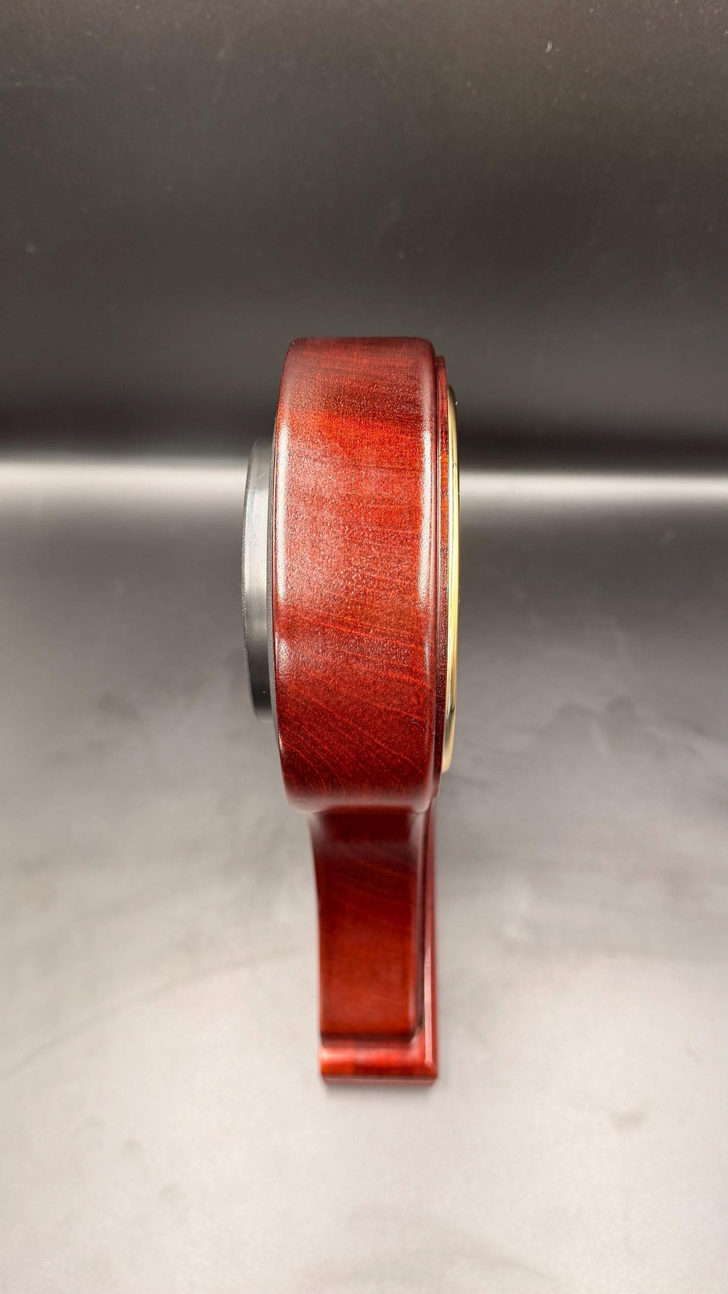 Linden Mahogany Mantel Clock – Elegant Roman Dial – Pristine Condition