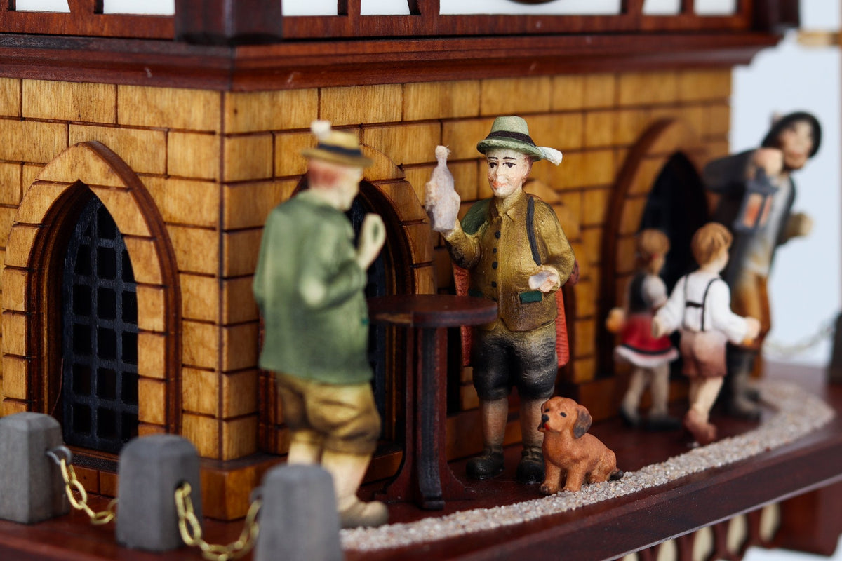Anton Schneider 8TMT 1220/9 Town Hall Alsfeld cuckoo clock, detail view