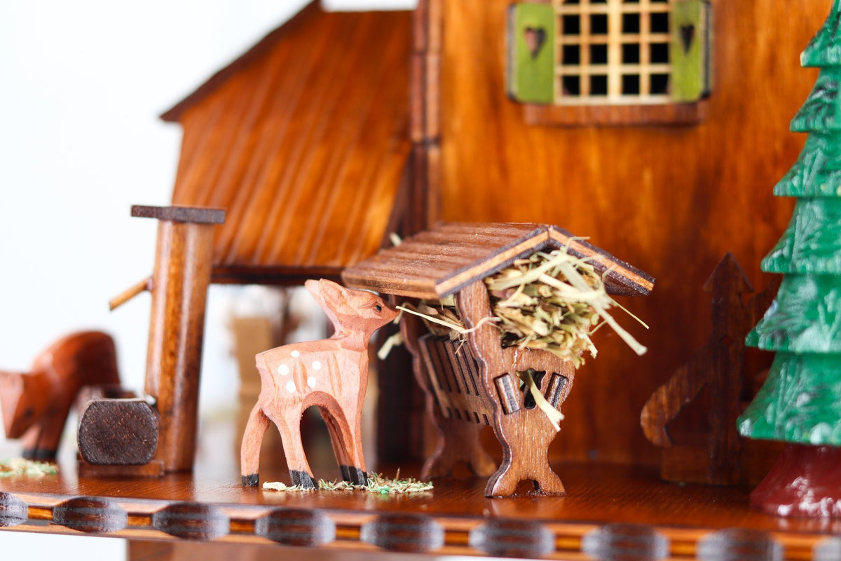 Anton Schneider 8TMT 1565/9 Black Forest Farm cuckoo clock, detail view