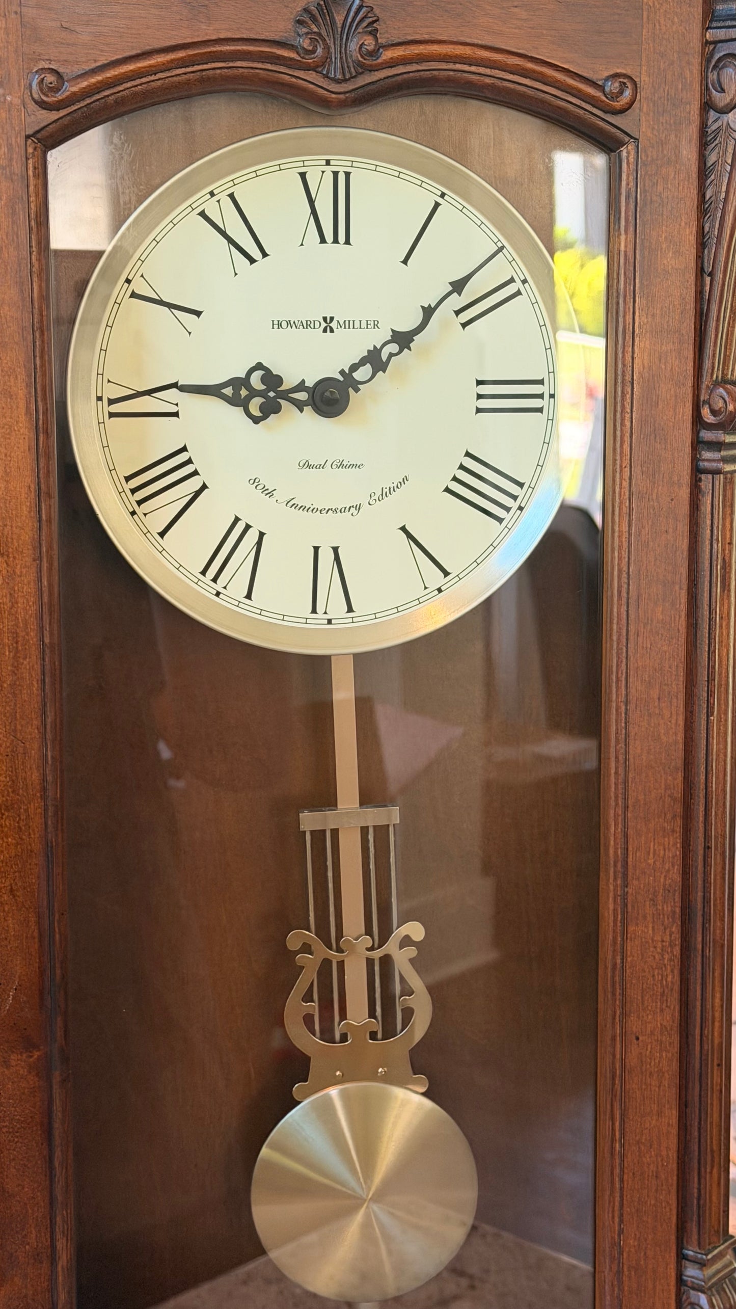 Howard Miller 80th Anniversary Wall Clock – Kieninger Dual Chime Quartz Hampton Cherry Traditional Style