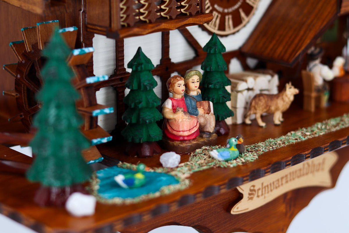 Anton Schneider 8TMT 1565/9 Black Forest Farm cuckoo clock, detail view
