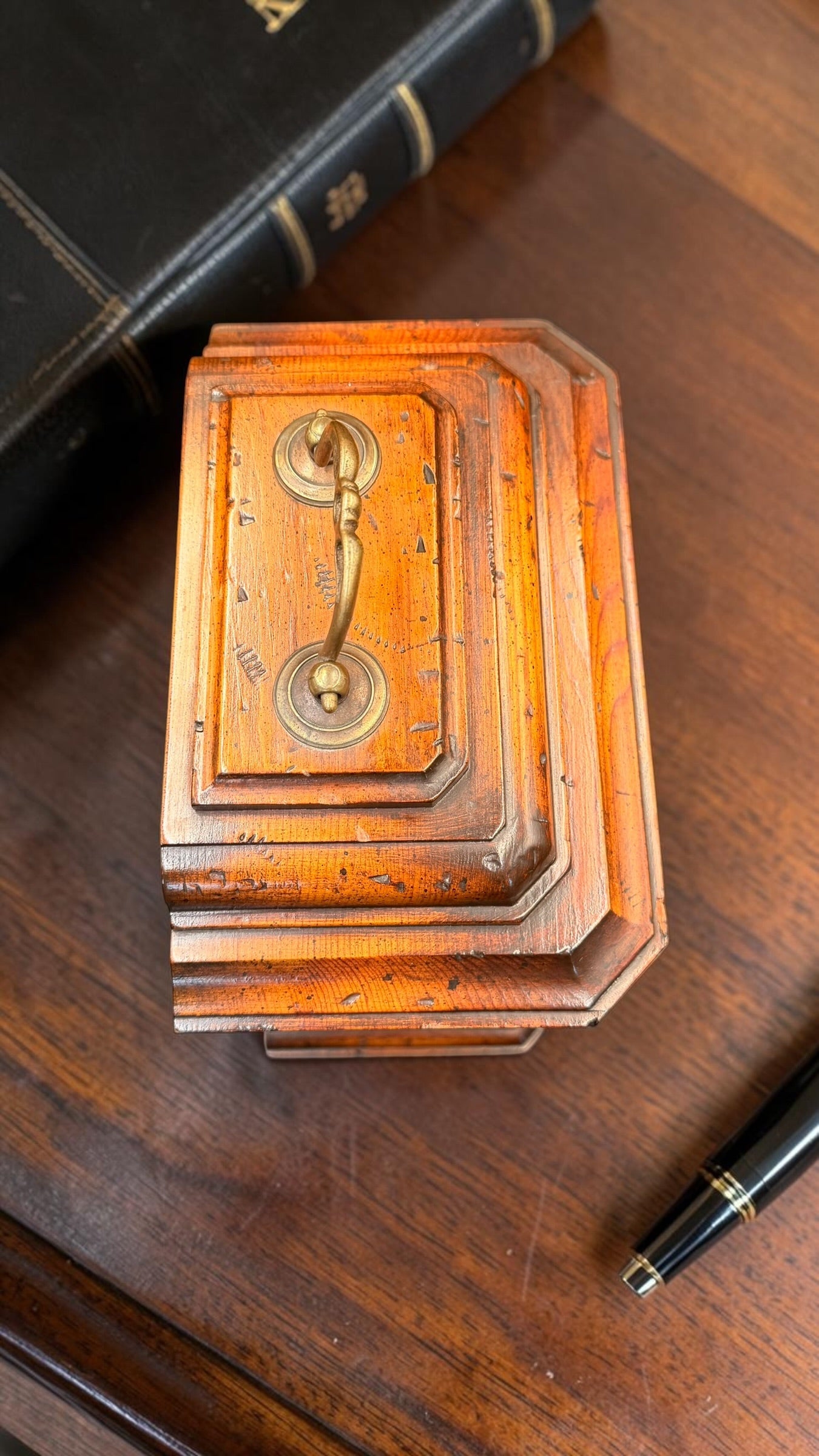 Antique P.F. Bollenbach Mantel Clock – Mechanical Wind Up Clock