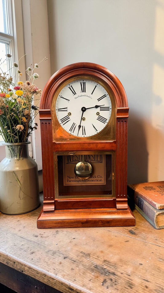 Large New England Clock Co Westminster Chime Mantel Clock - READ DESCRIPTION PLEASE