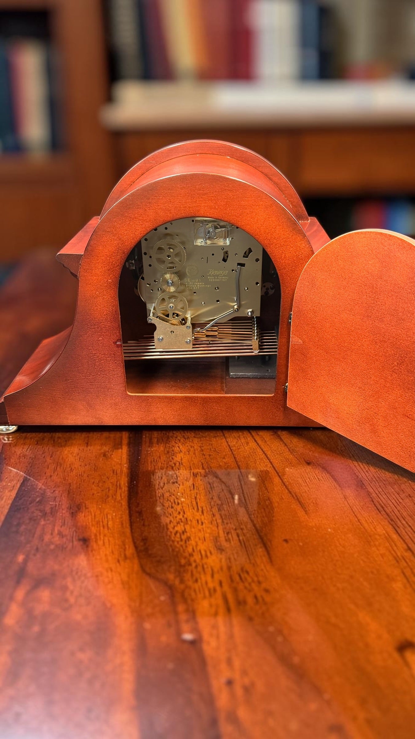 Howard Miller Webster Mantel Clock – Presidential Collection, Kieninger Movement