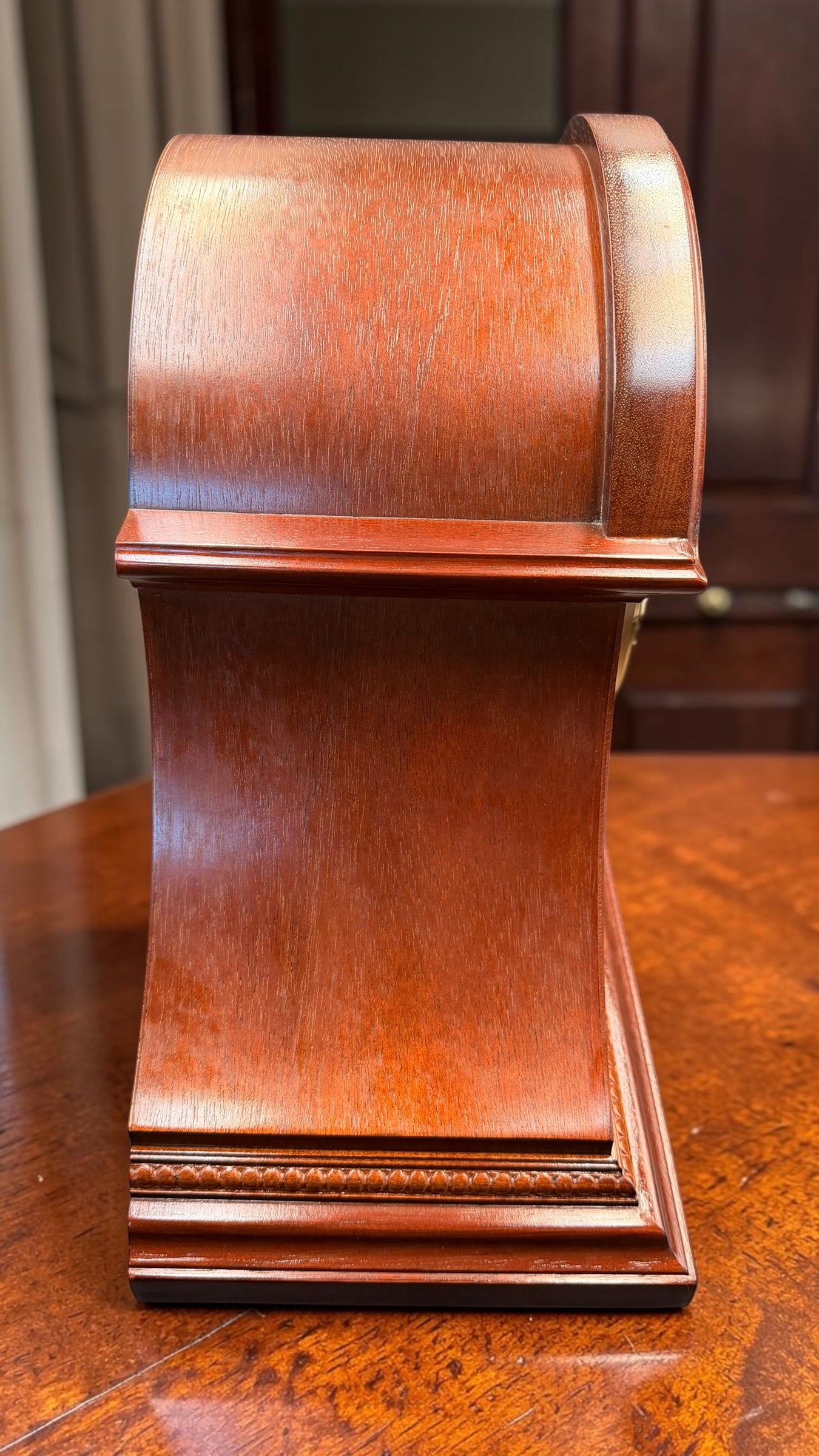 Howard Miller Downing Mantel Clock – Kieninger Triple Chime, Key Wound, Inlaid Wood Case