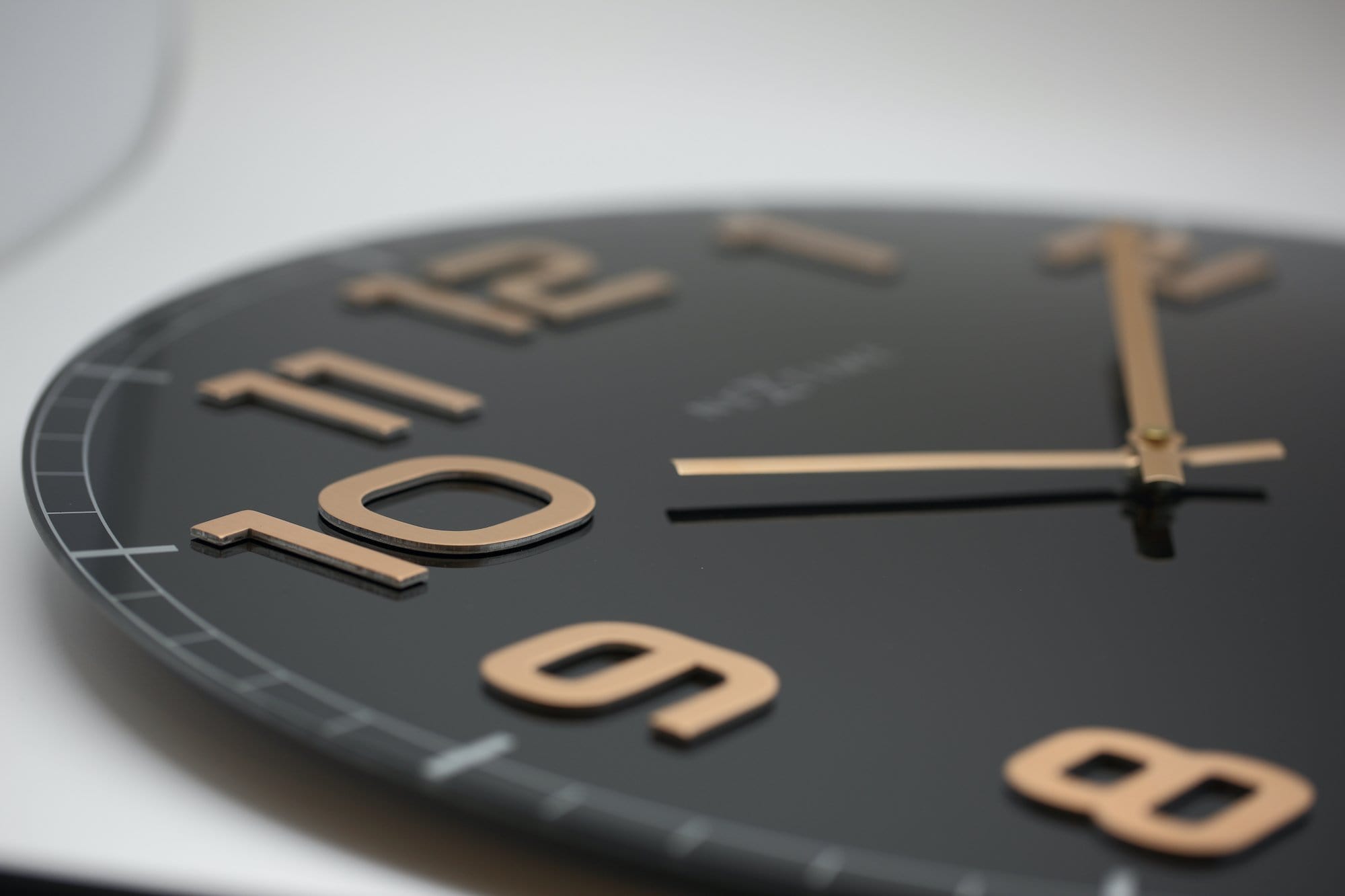 3105 Classy Large Wall Clock