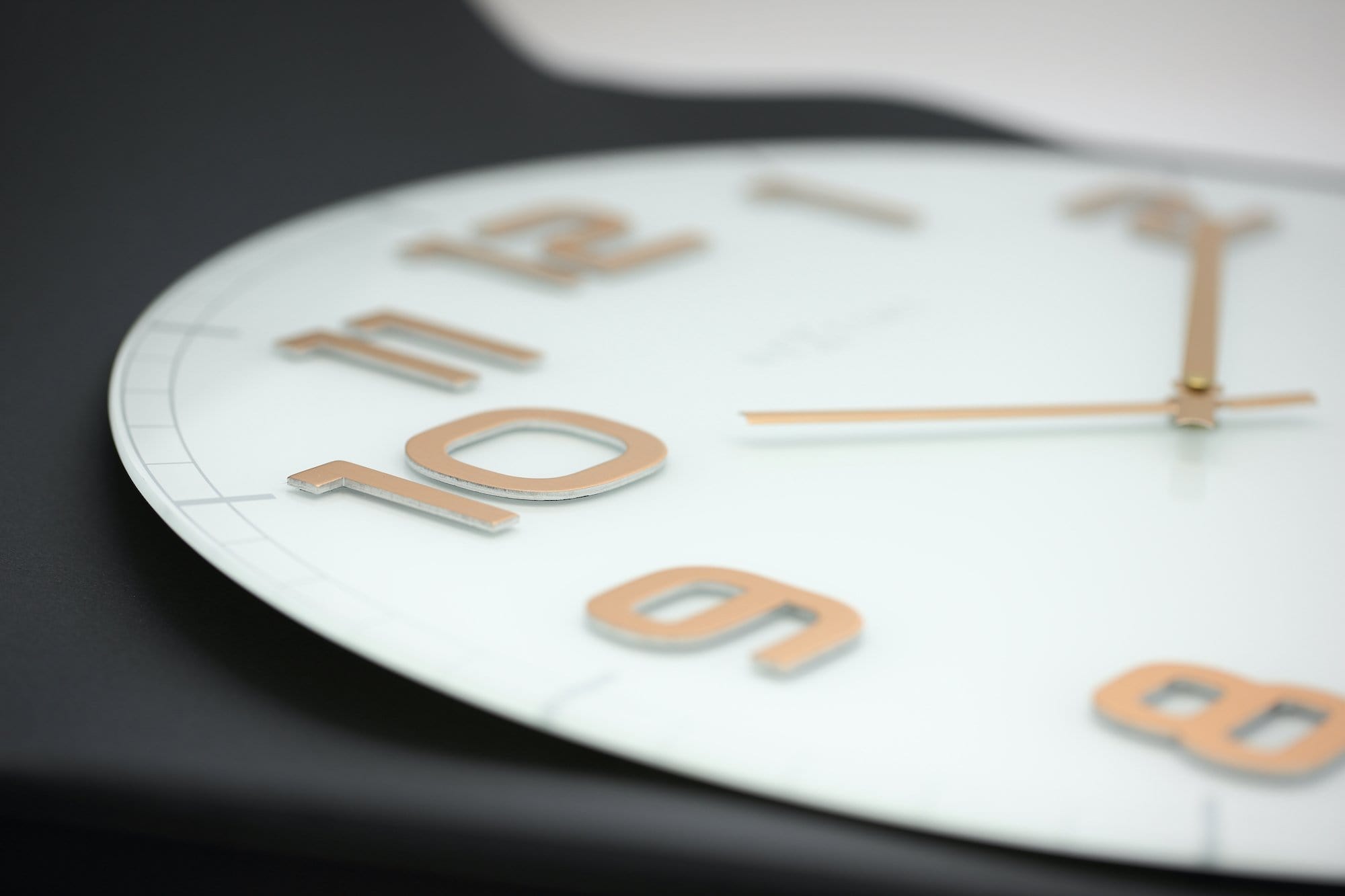 3105 Classy Large Wall Clock