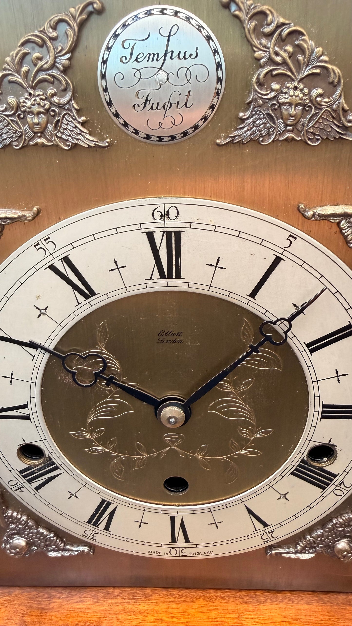 Elliott London Westminster Chime Mantel Clock – Burl Walnut Cabinet,  Mechanical Pendulum Movement