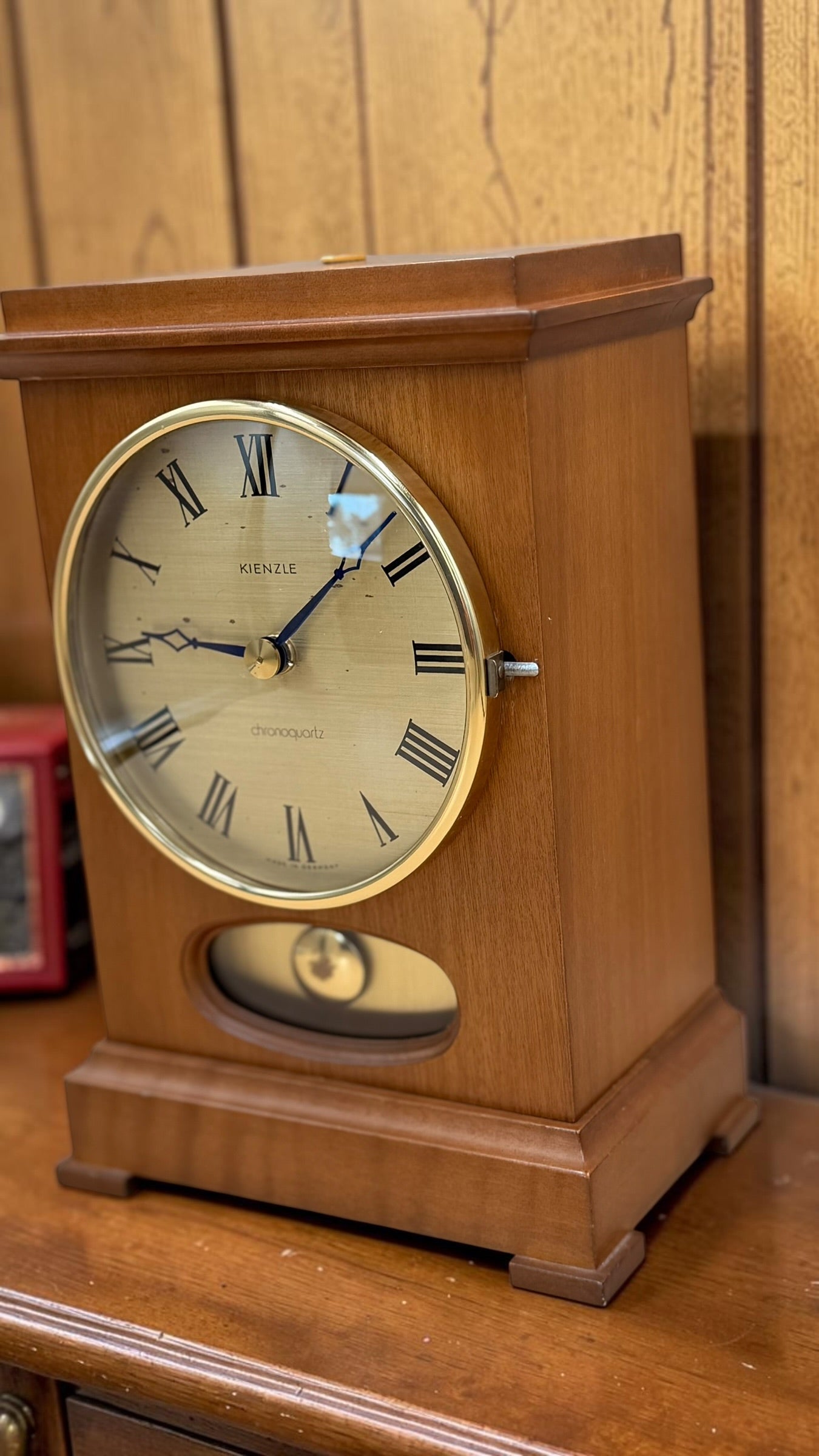 Vintage Kienzle Quartz Mantel Clock – Walnut Case, Bell Strike