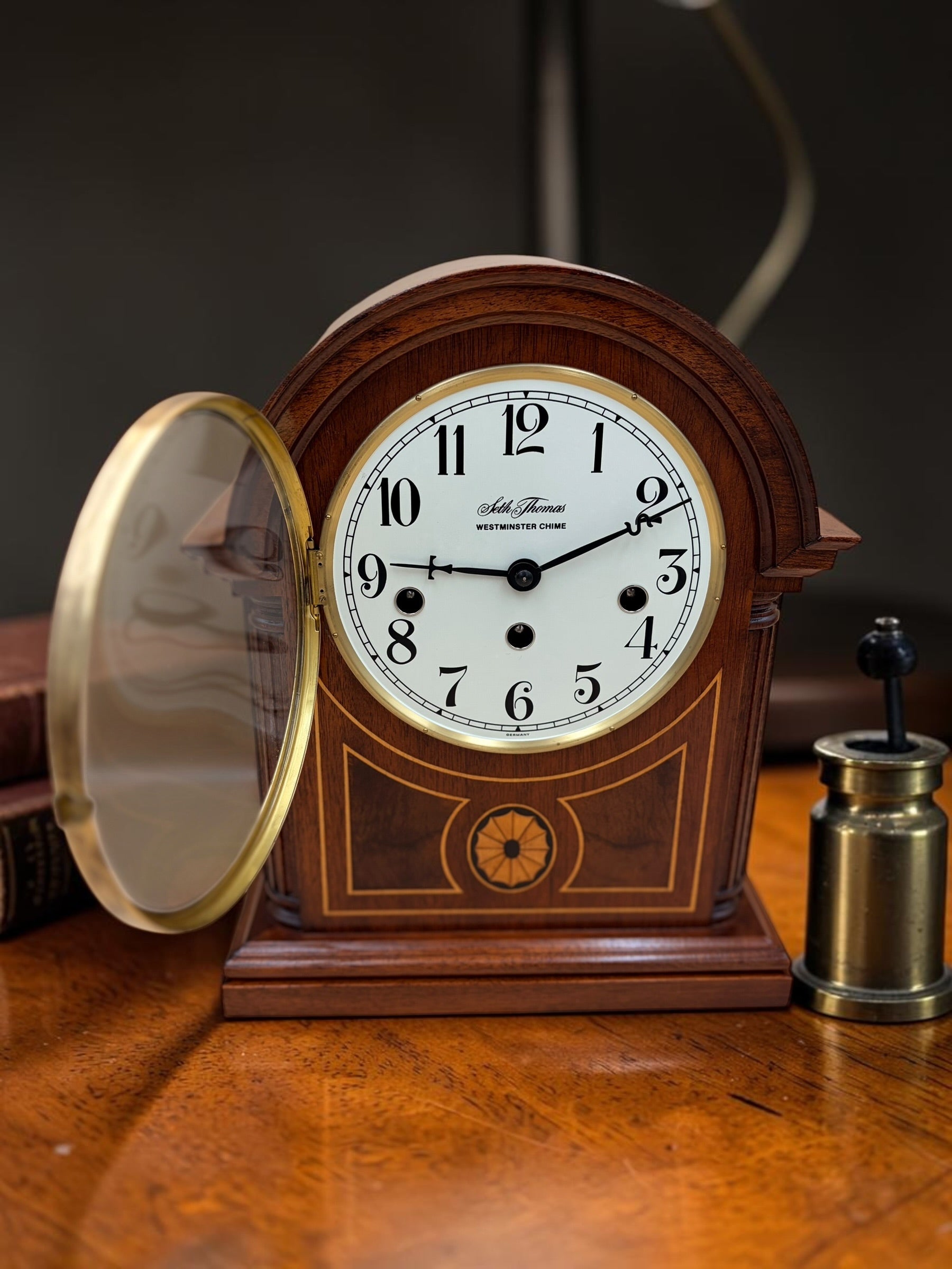 Seth Thomas Barrister Mantel Clock – detail image 3